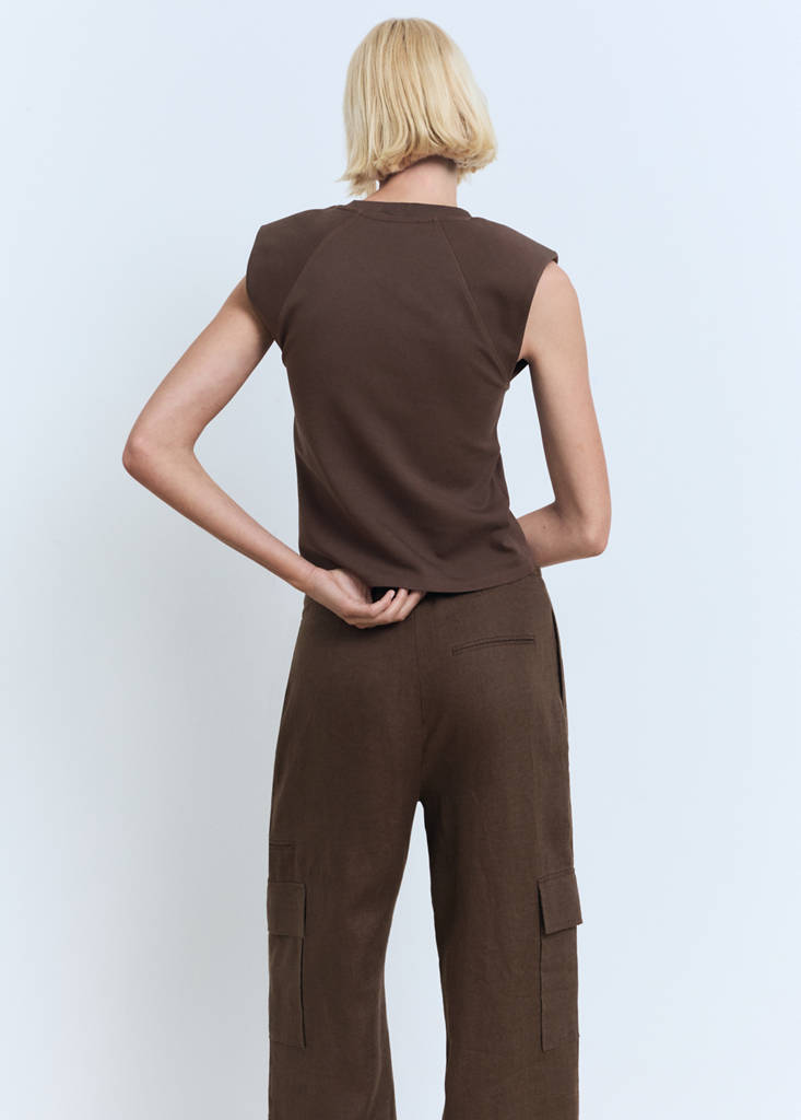 Shoulder pad t-shirt — Chocolate
