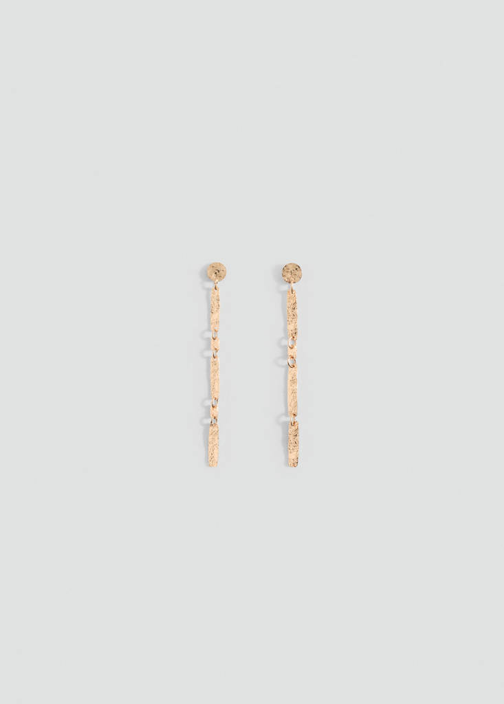 Tear earrings — Gold