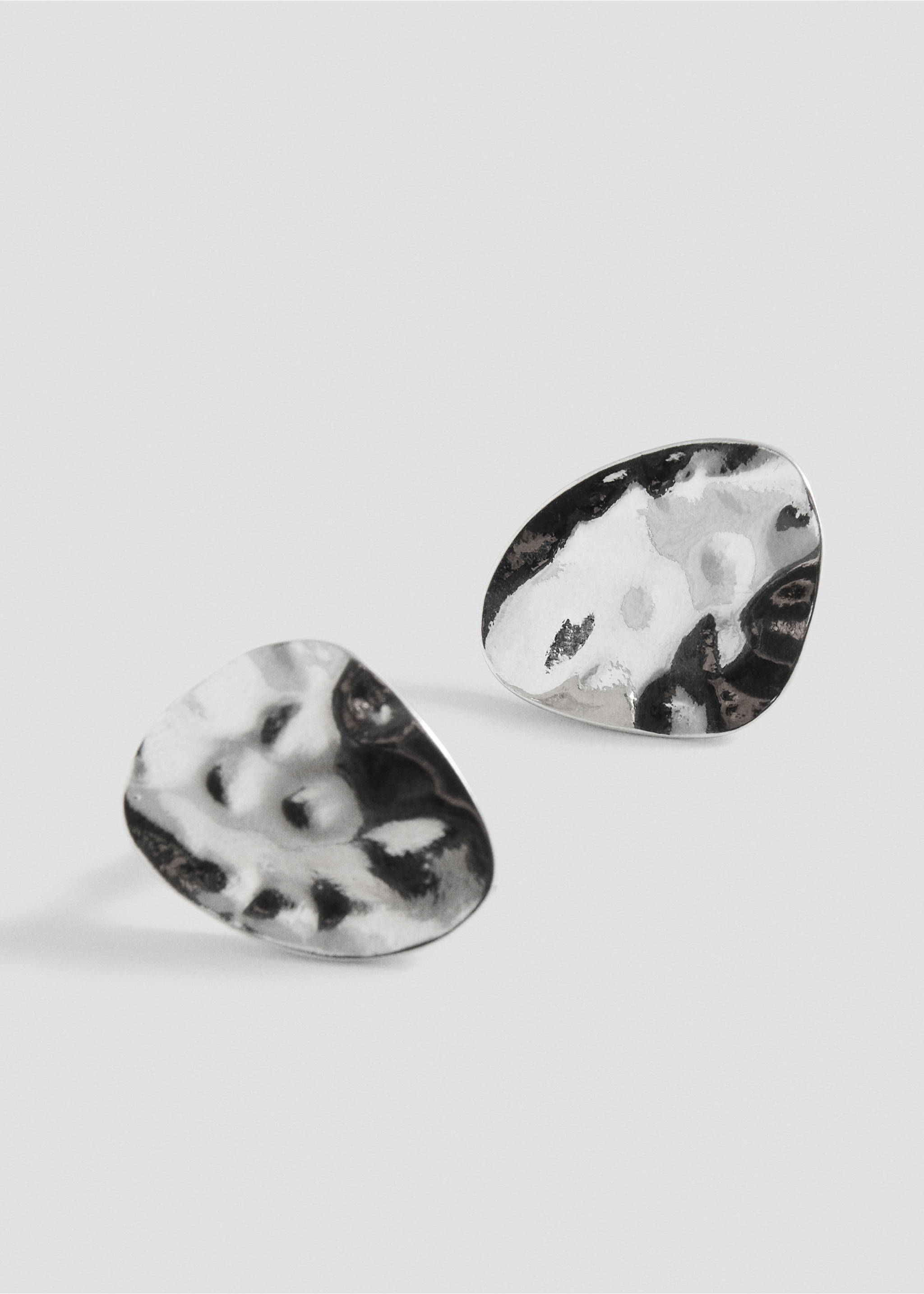 Metal oval earrings - Medium plane, Silver. Ref: 17001191-00.