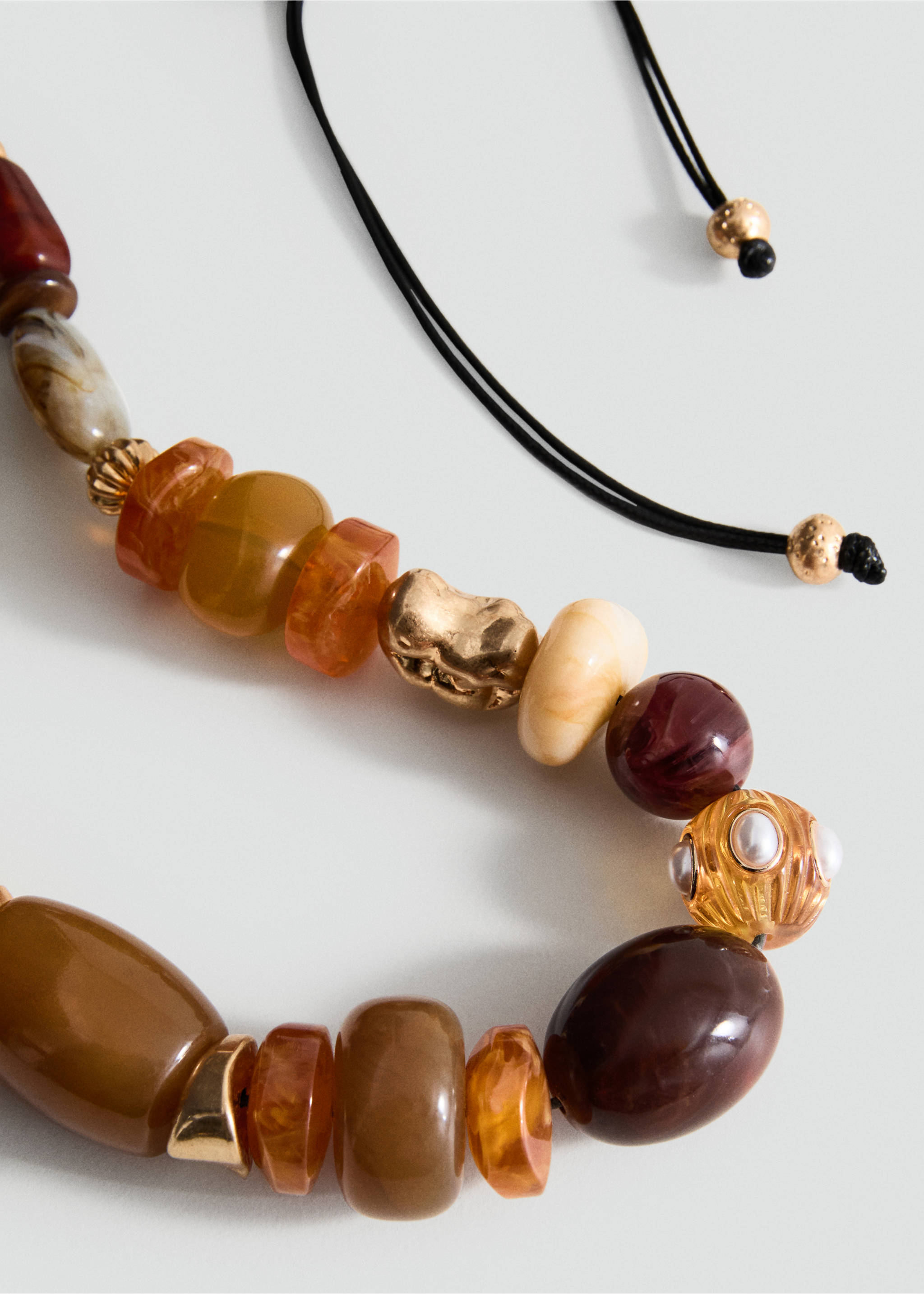 Maxi necklace with combined resin balls - Medium plane, Brown. Ref: 17001197-00.