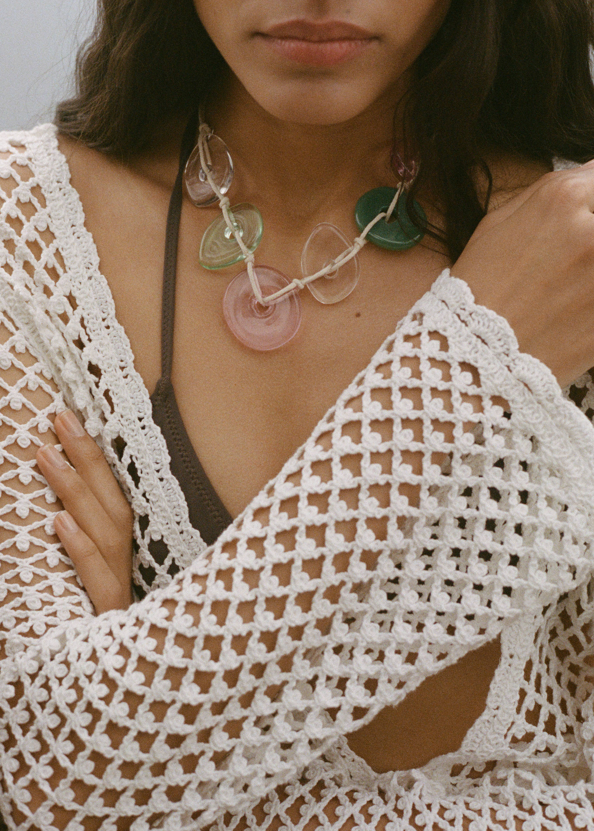 Contrasting pendant necklace - General plane