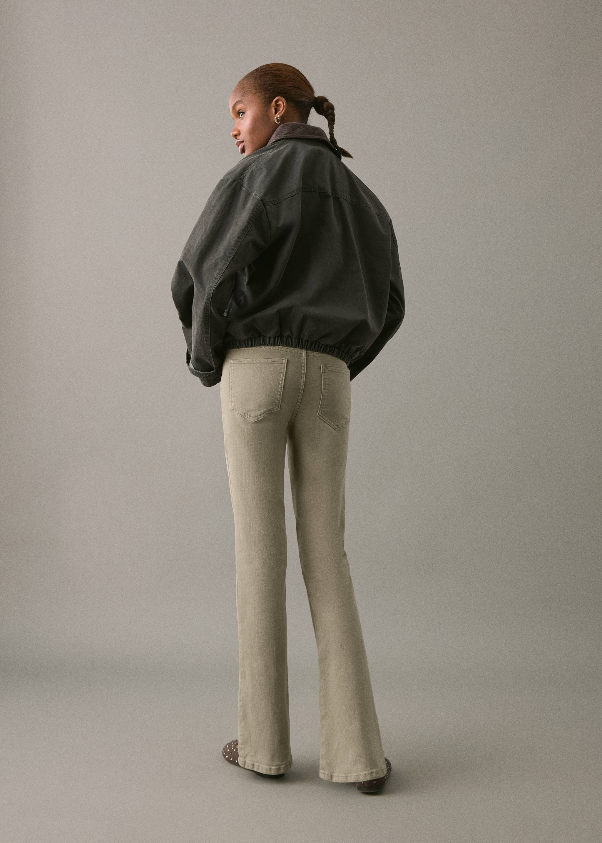 Jean flare à coutures décoratives - Verso de l’article