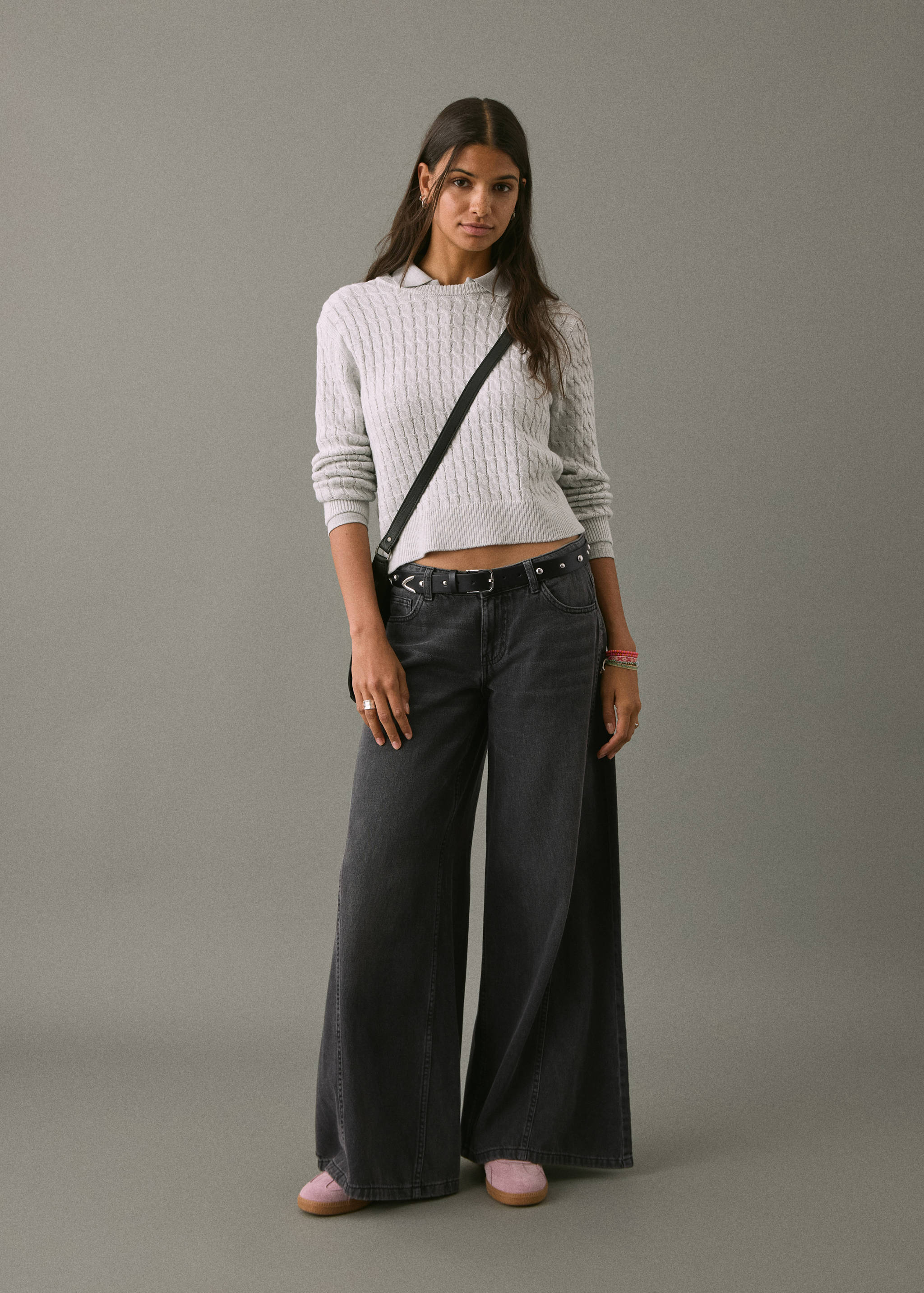 Jeans wide leg detalle costuras - Plano general