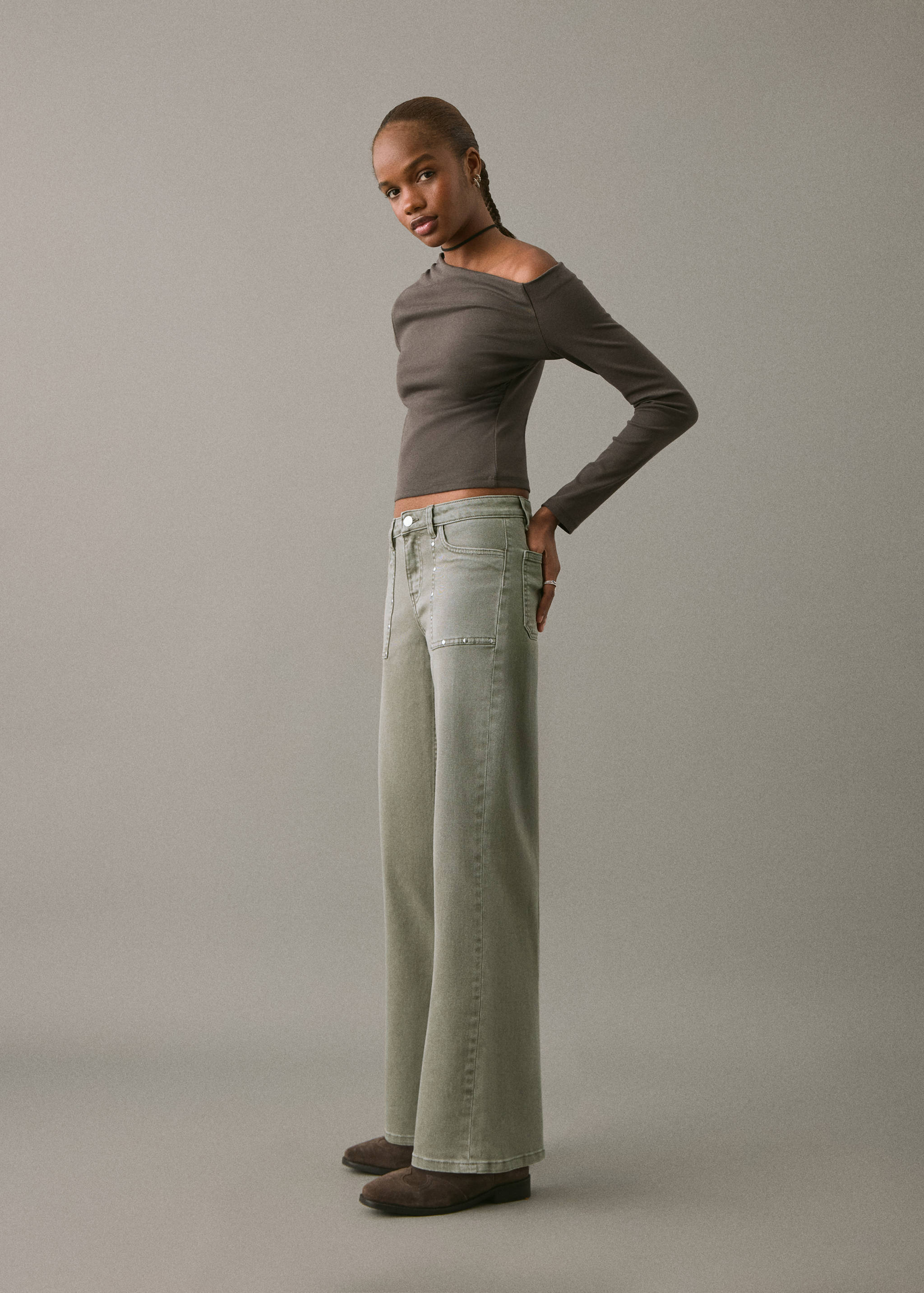 Jean style jupe-culotte clouté - Détail de l'article 2