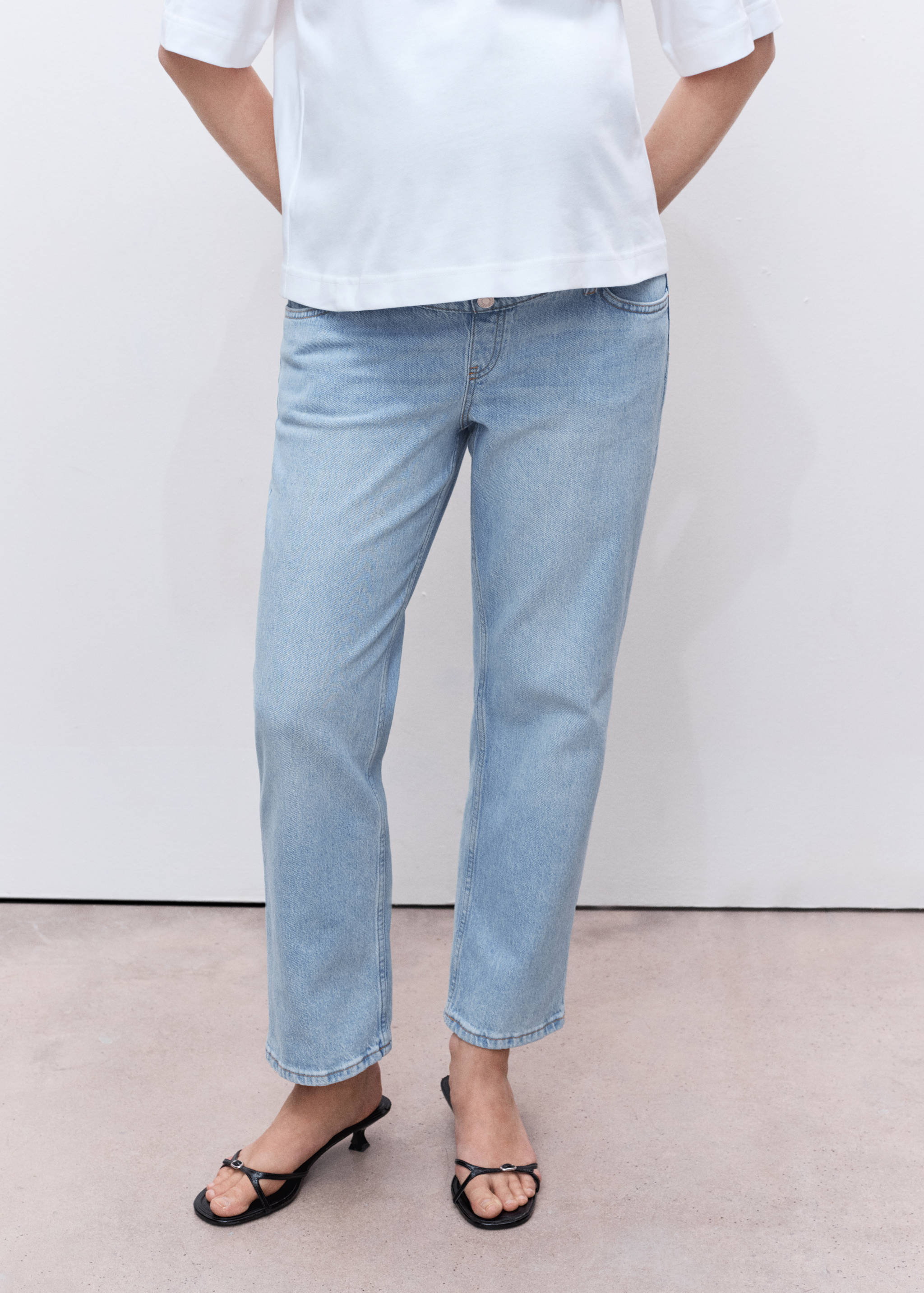 Jean de grossesse droit - Plan moyen