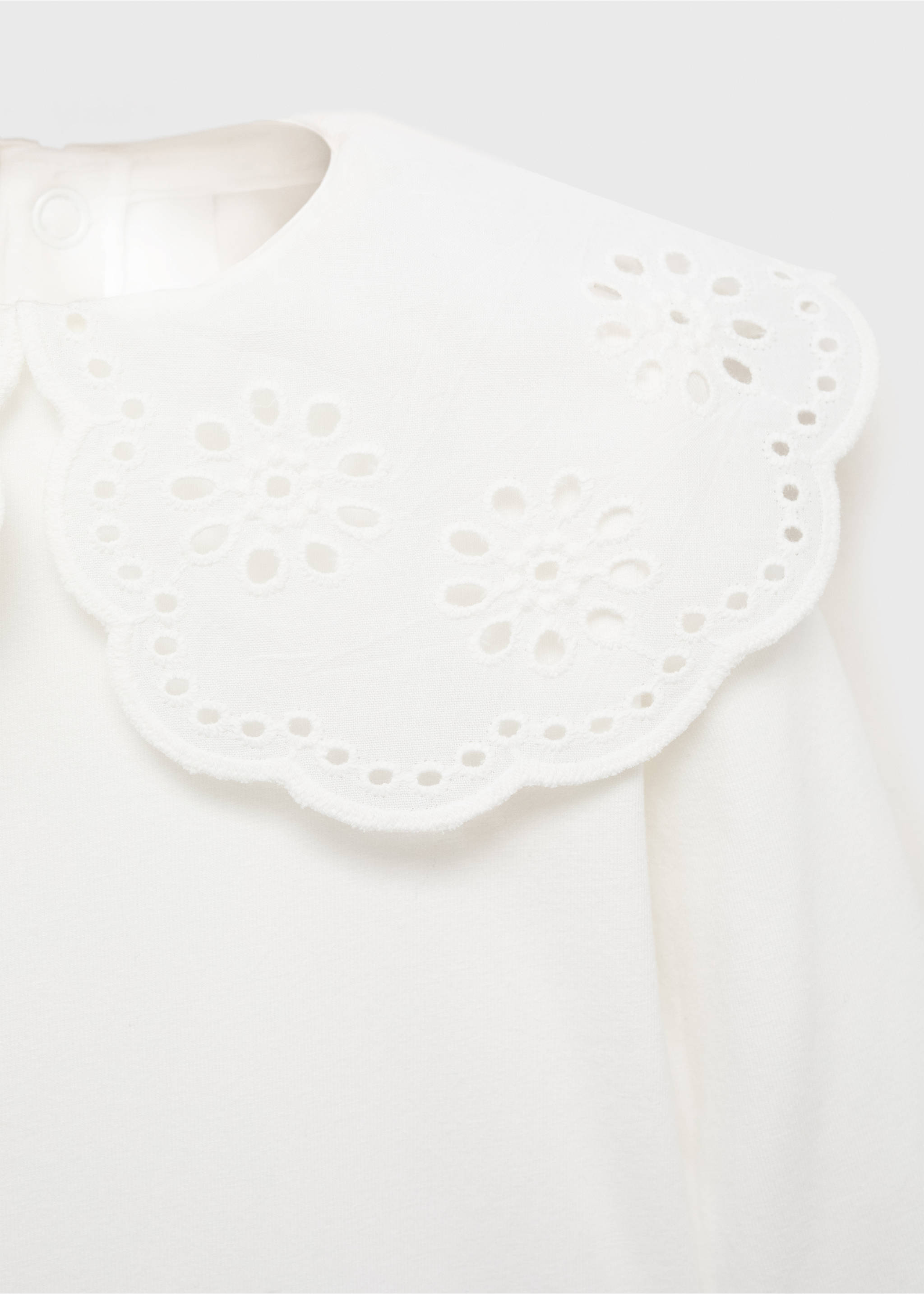 Body cuello babydoll bordado - Detalle del artículo 8, Blanco roto. Ref: 17001257-00.