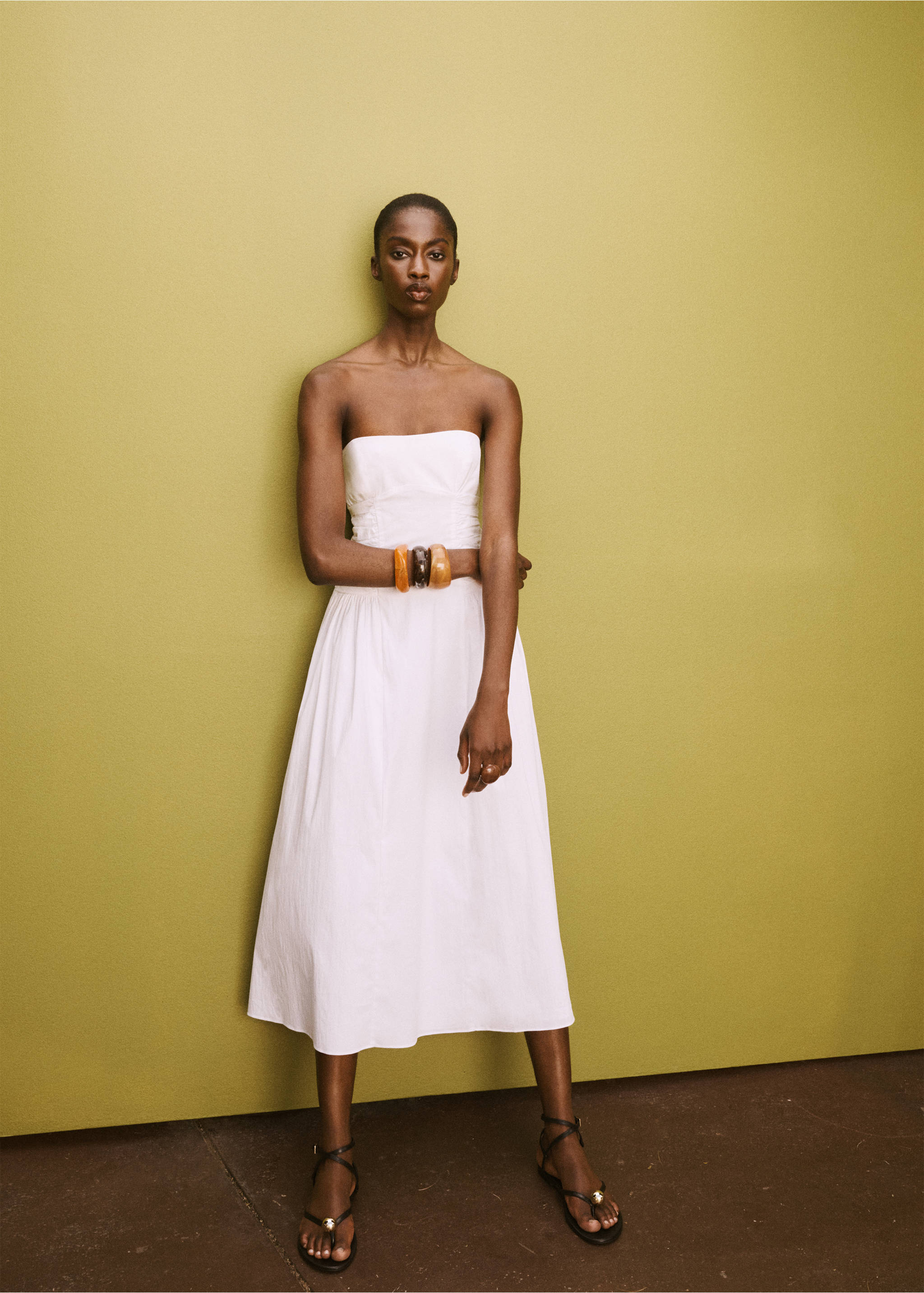 Strapless midi-dress - Details of the article 7, White. Ref: 17001275-00.