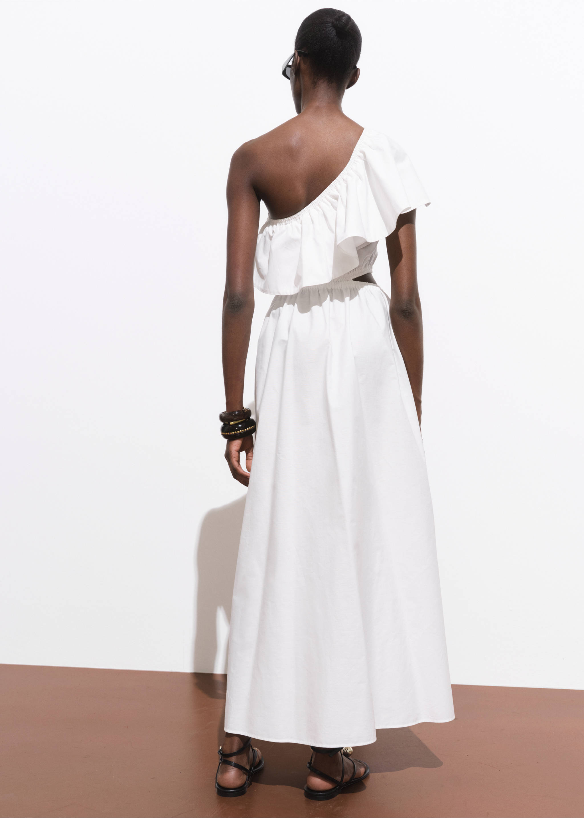 Vestido asimétrico cut out - Reverso del artículo, Blanco. Ref: 17001278-00.