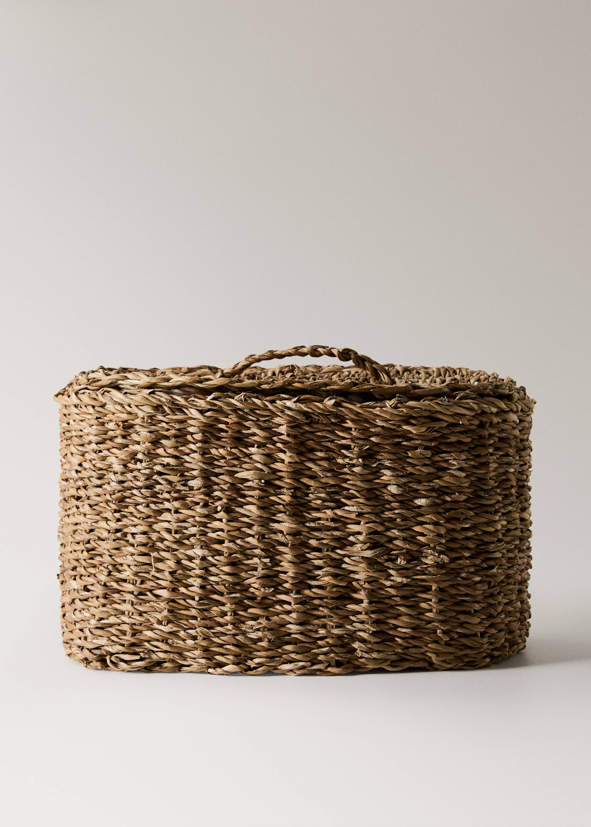 Medium oval seagrass basket - Article without model
