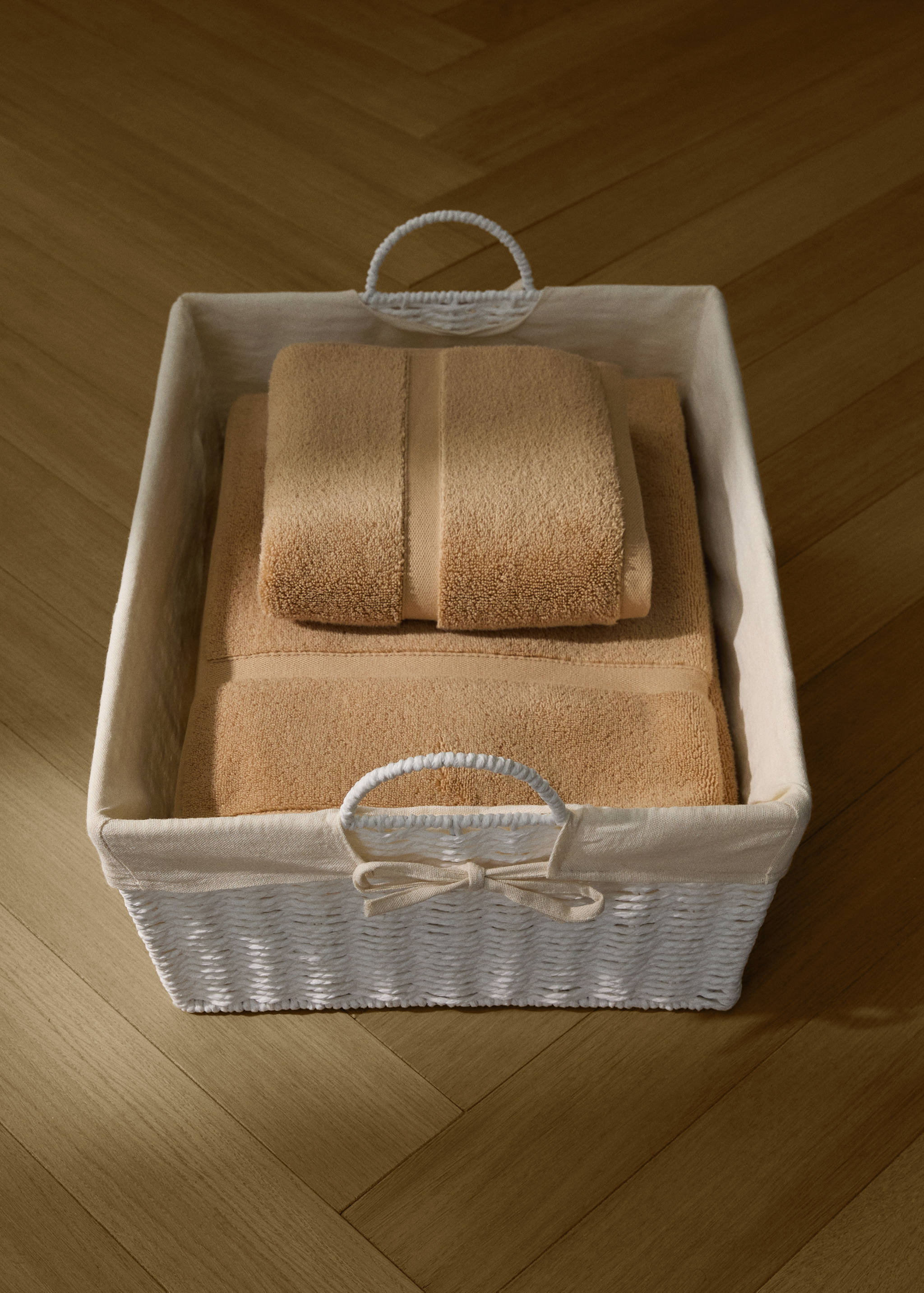 Iron basket with fabric lining - General plane