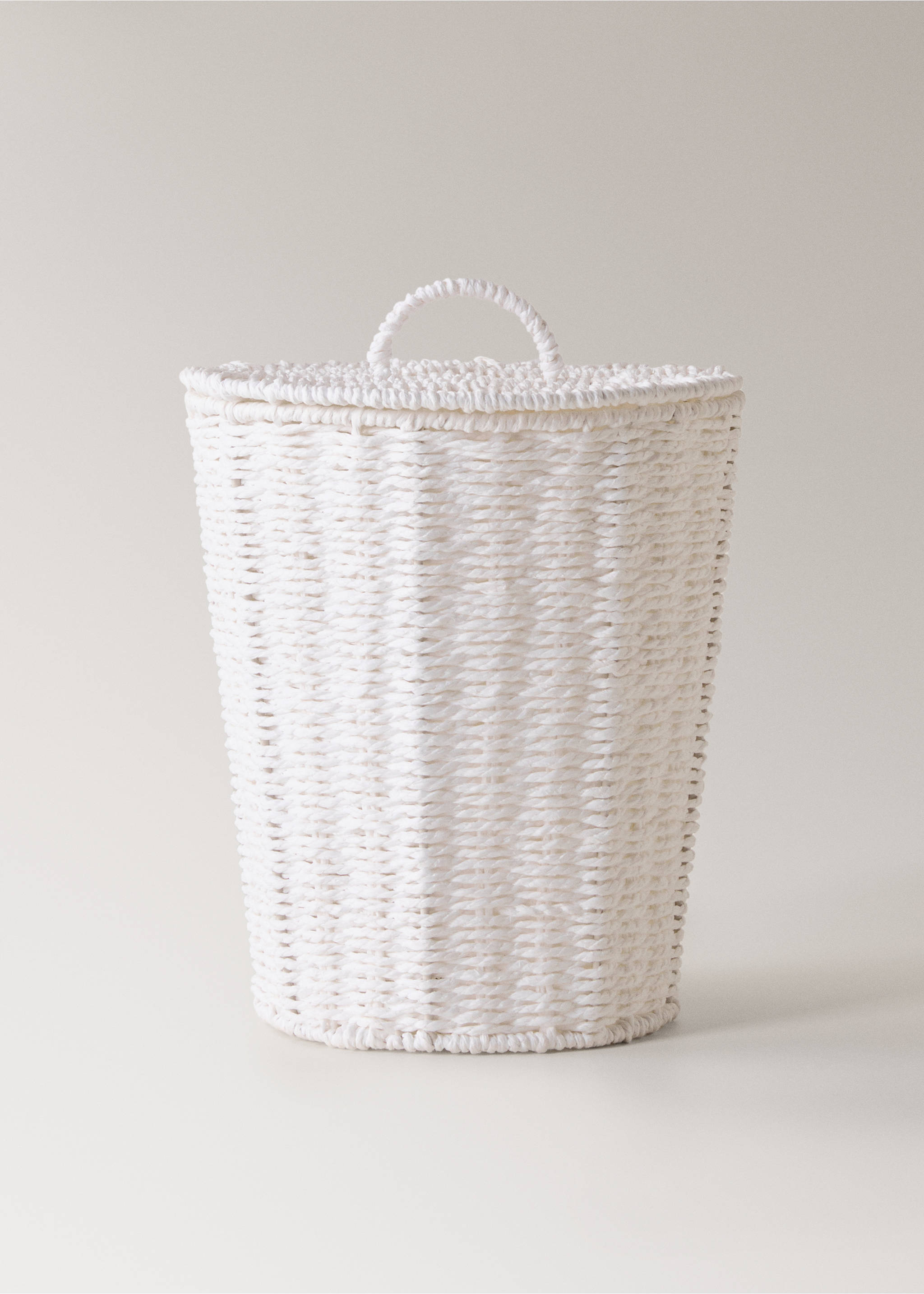 Okrągły kosz - Artykuł bez modela/modelki, Biały. Ref: 17001558-00.