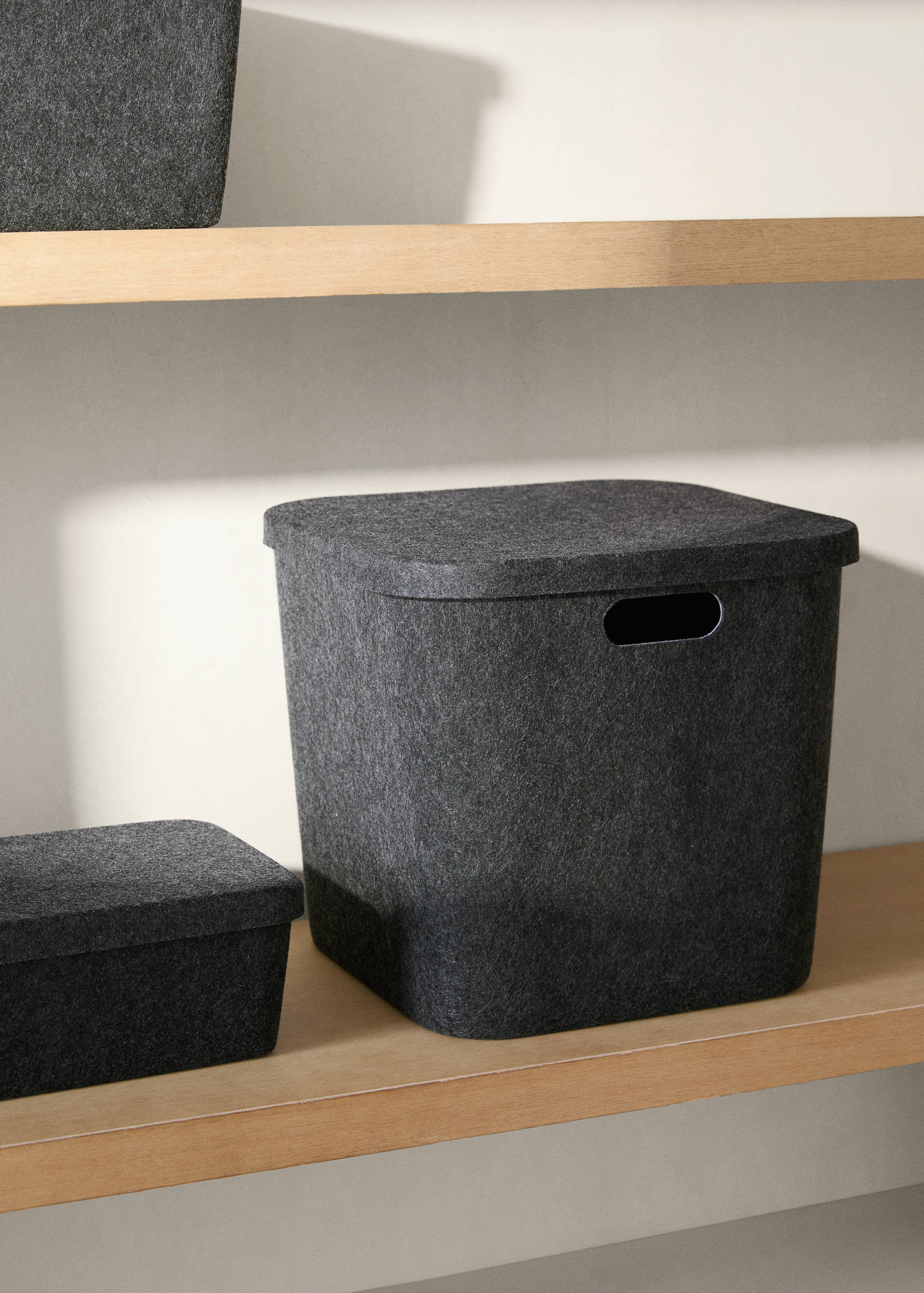 Square felt box with lid - General plane