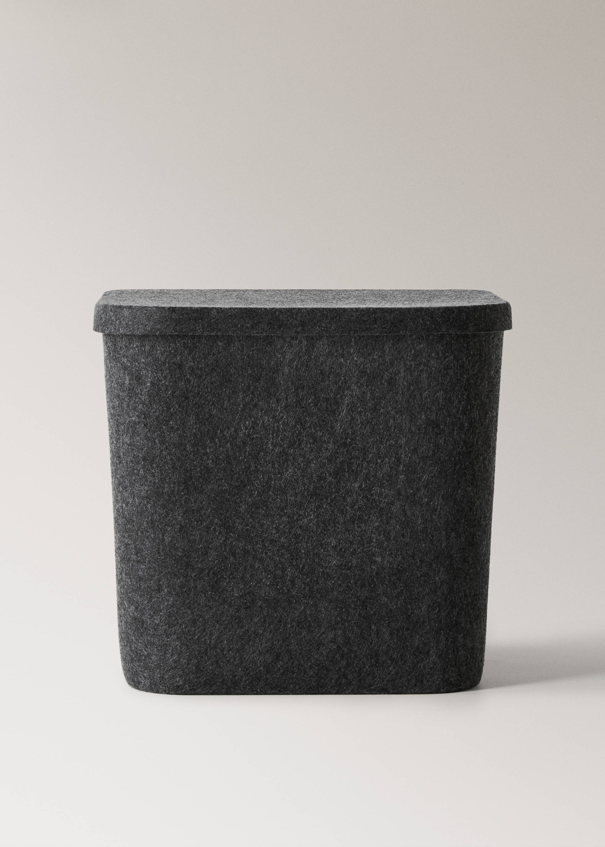 Square felt box with lid - Article without model