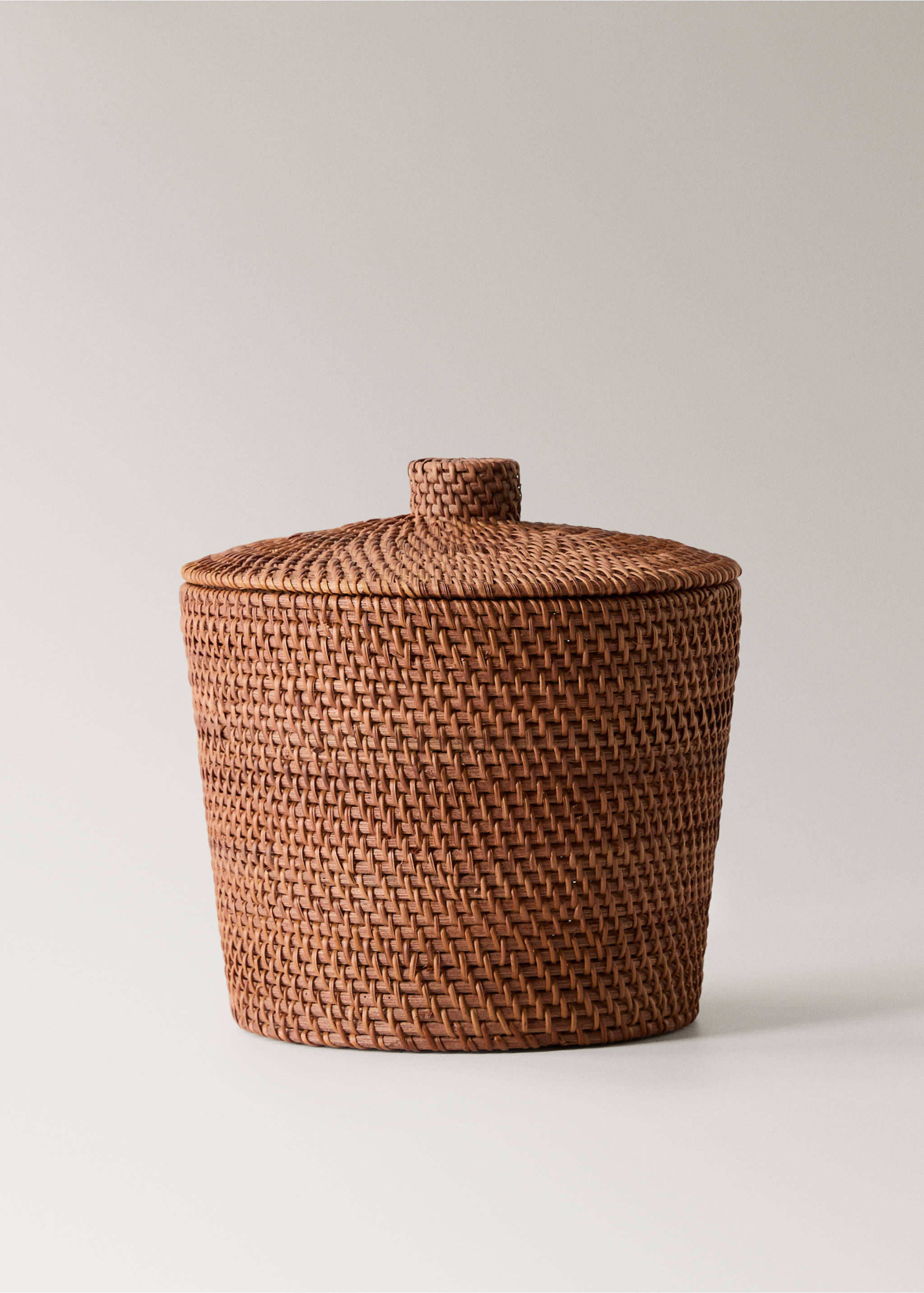 Fine rattan box with lid - Article without model, Brown. Ref: 17001563-00.