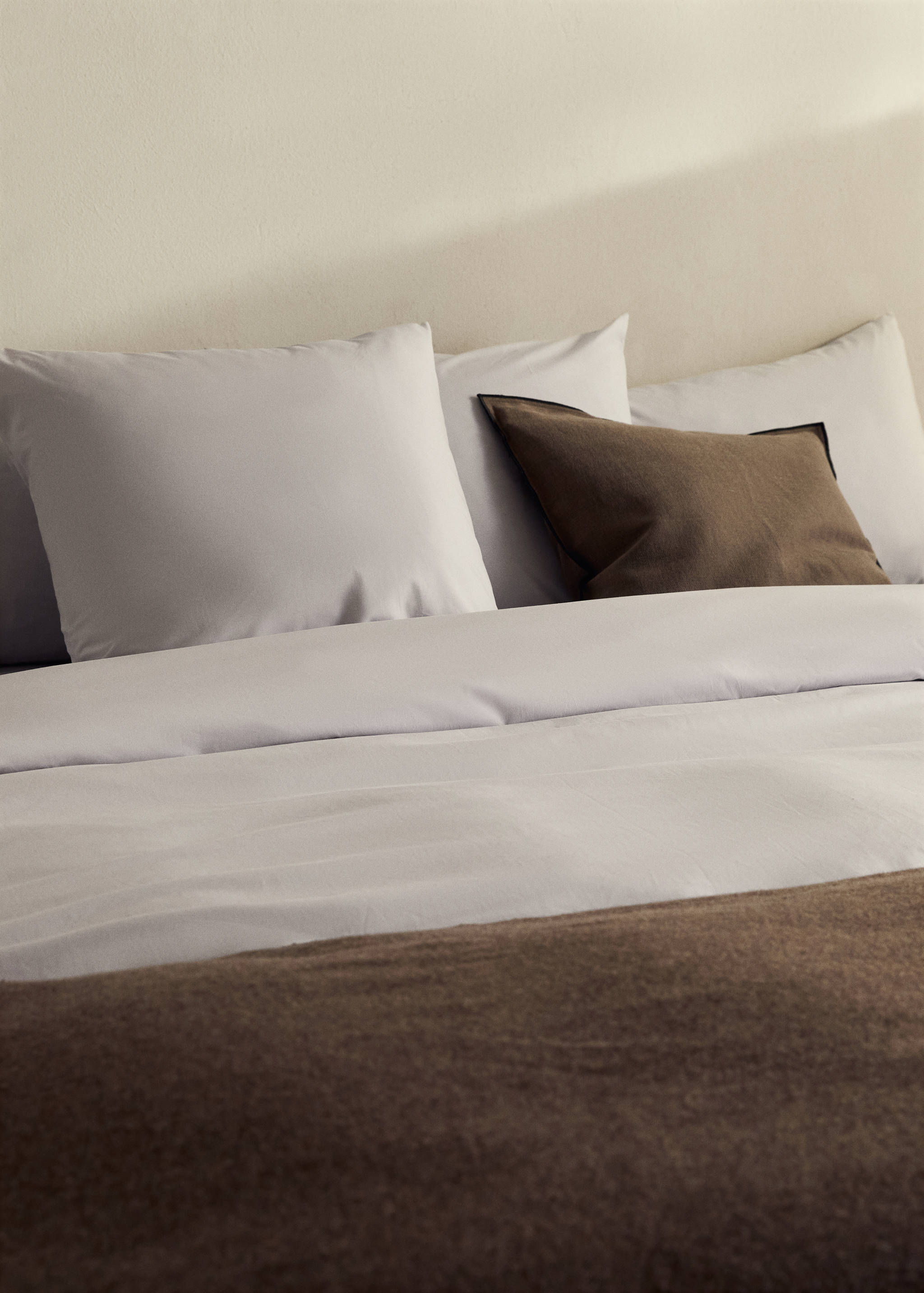 Percale cotton duvet cover with linen trim Queen bed - Details of the article 7