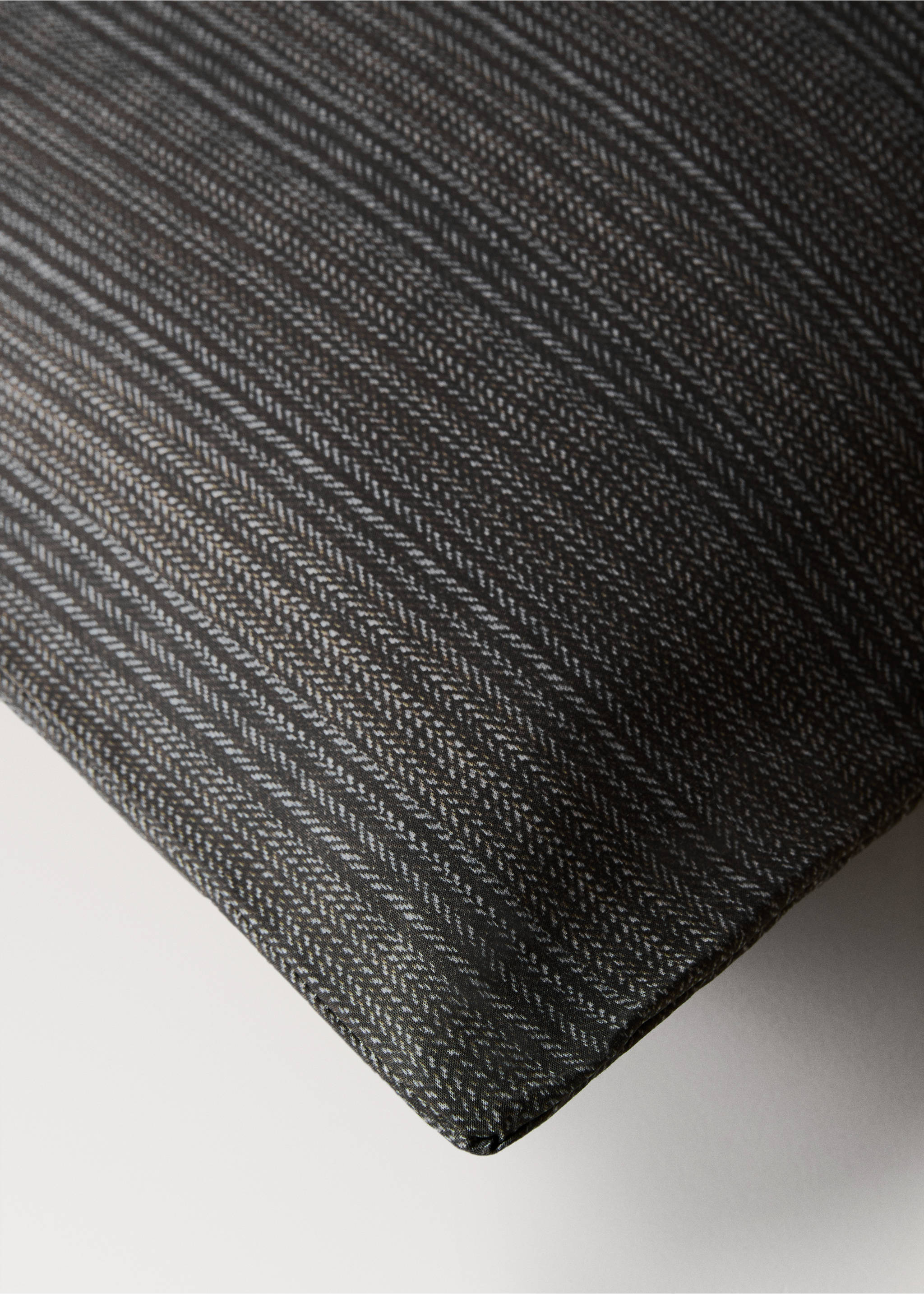 Percale cotton tailored-print duvet cover for 150/160 cm bed - Details of the article 3, Chocolate. Ref: 17001600-00.