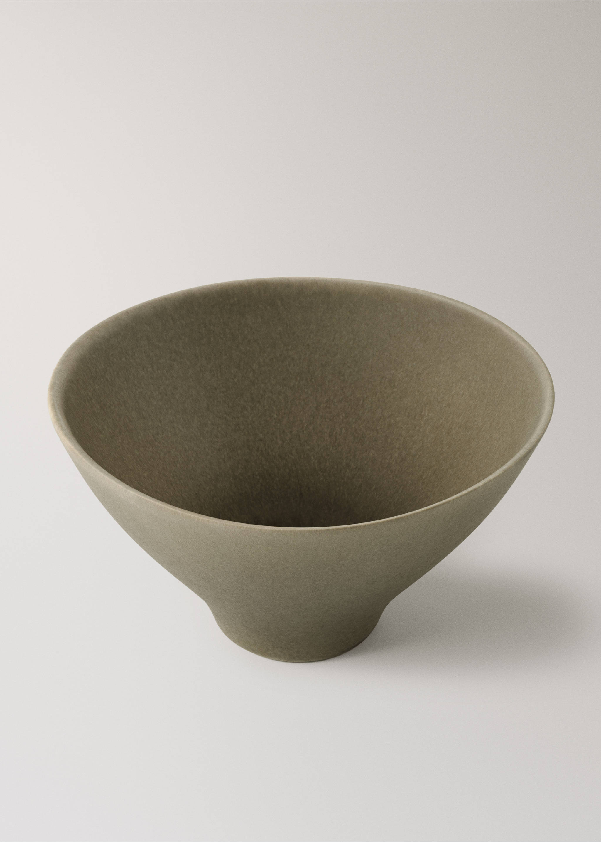 Large organic stoneware bowl - Details of the article 1, Light/Pastel Brown. Ref: 17002045-00.