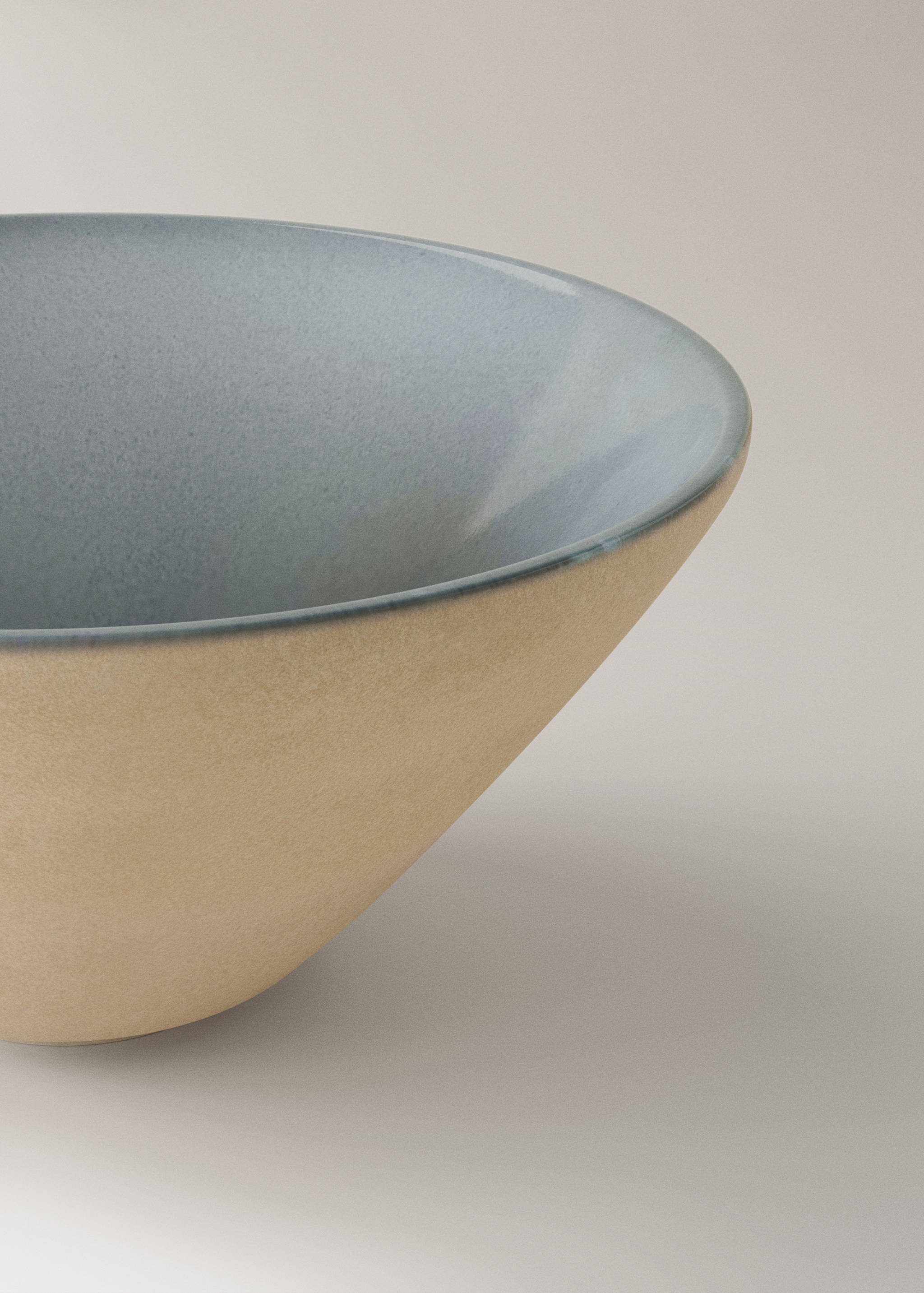 Two-tone stoneware bowl - Details of the article 2
