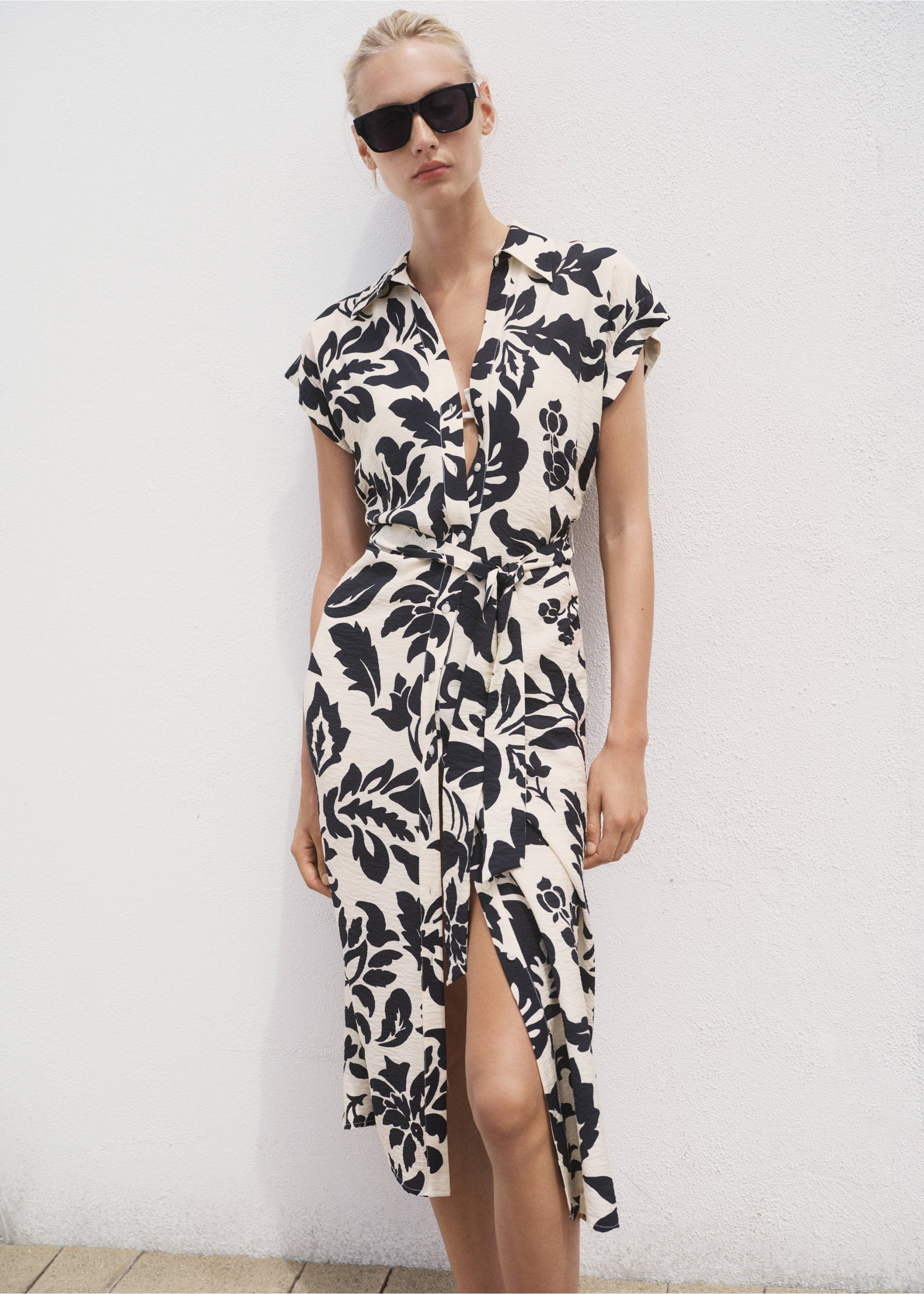 Robe chemisier imprimé floral - Plan moyen, Blanc cassé. Ref: 17002538-00.