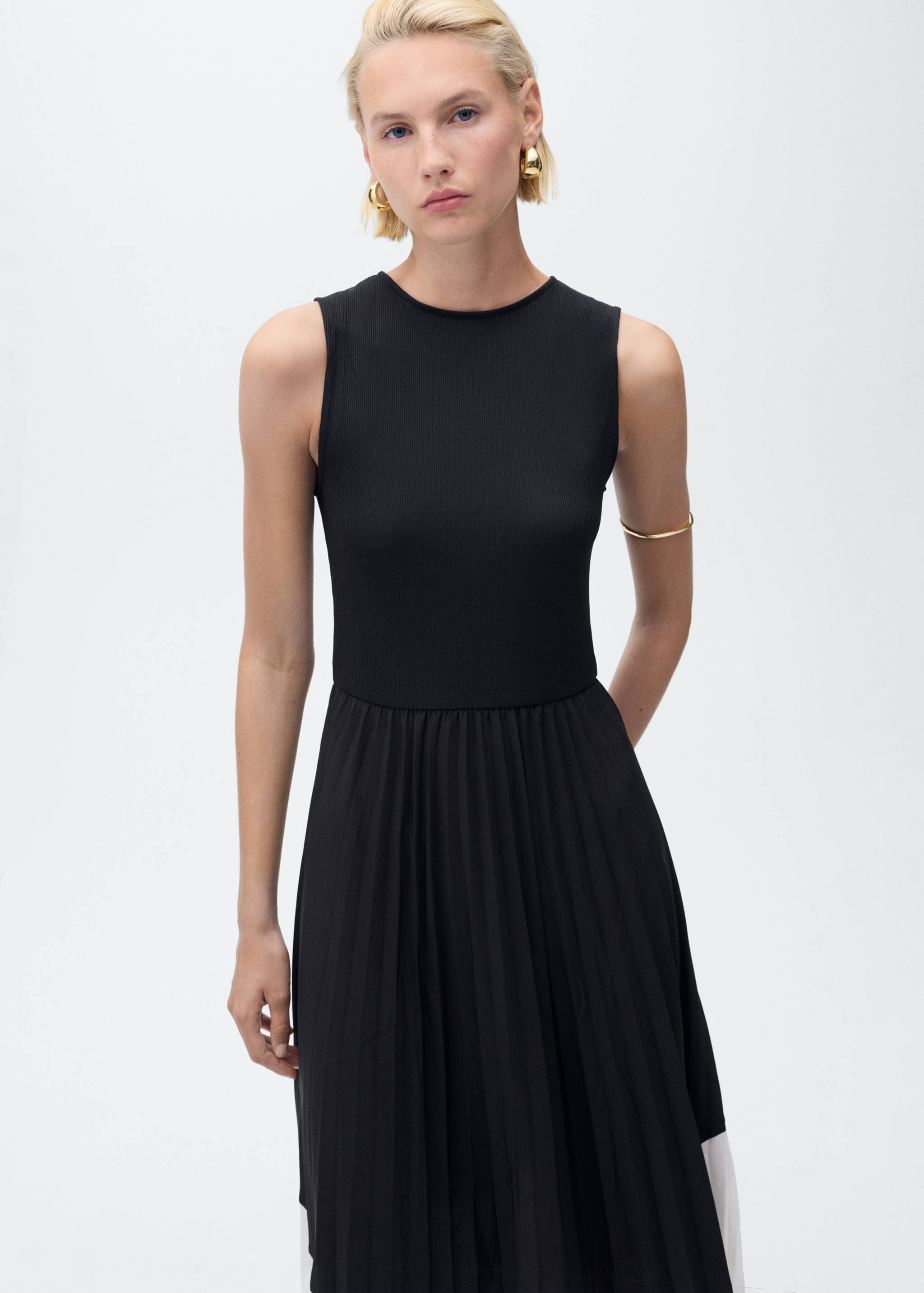 Combined pleated dress - Medium plane