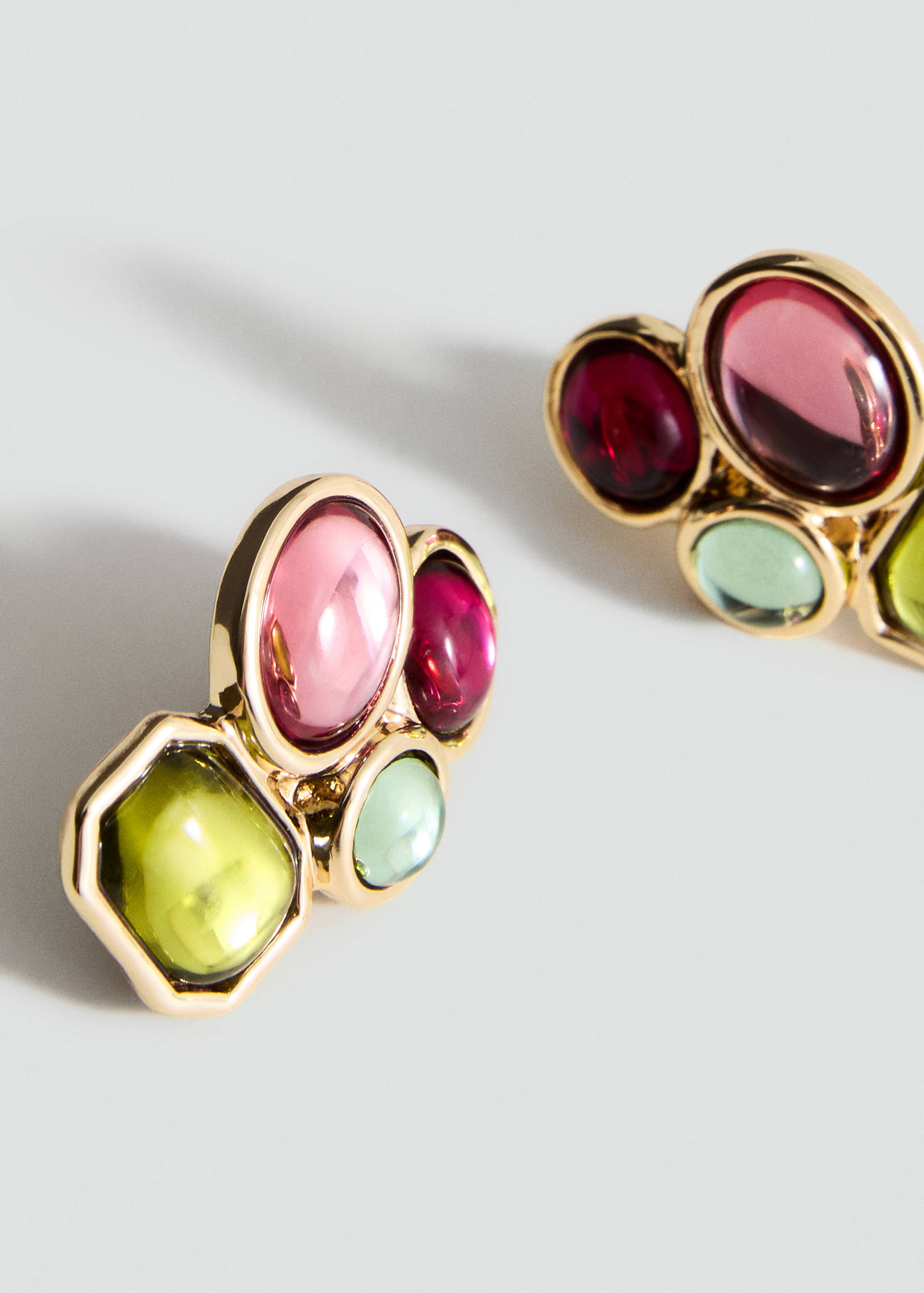 Earrings with geometric appliqué - Medium plane