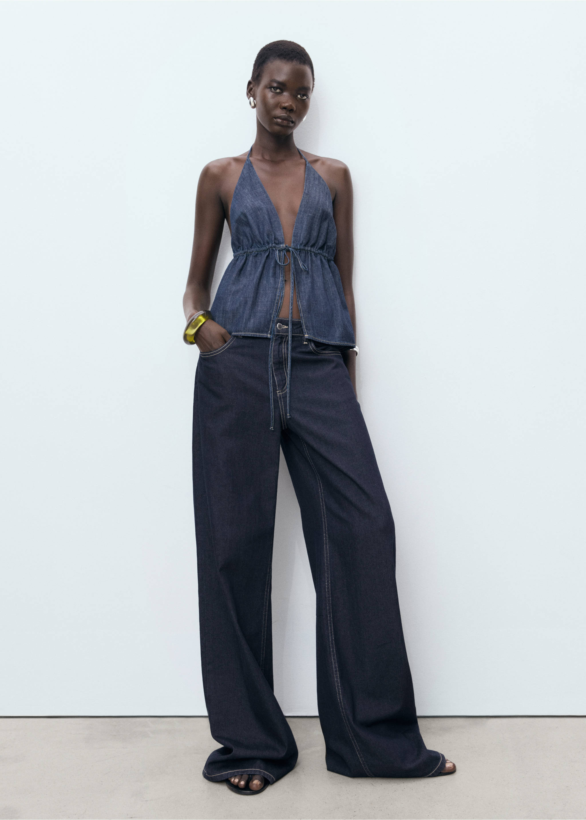 V-neck denim top with bow - General plane, Open Blue. Ref: 17002904-00.