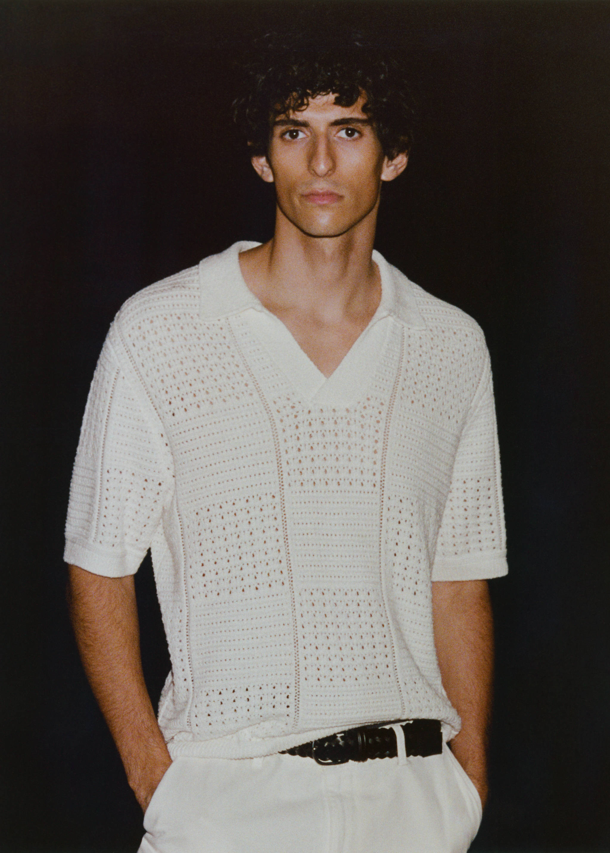 Knitted cotton polo shirt with lace pattern - Details of the article 3