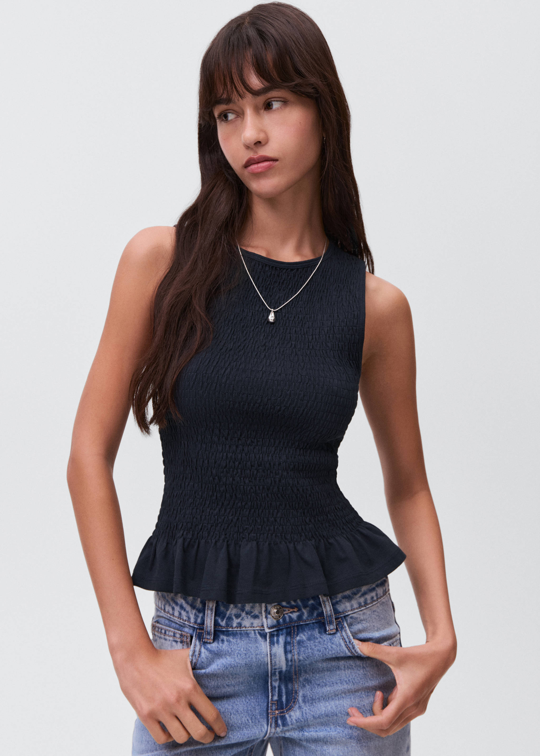 Top fruncido volante - Plano medio