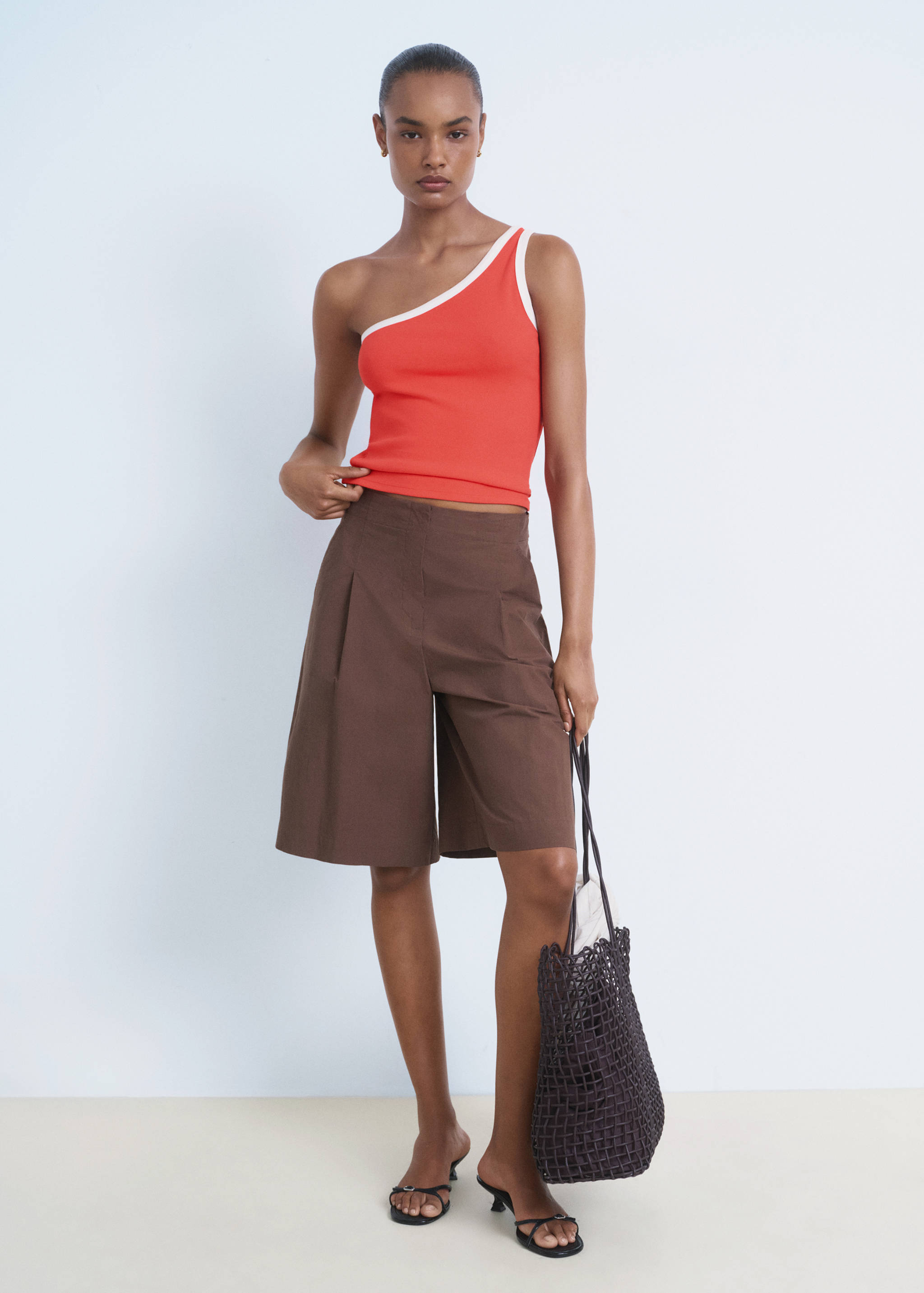 Top asymétrique liseré contrastant - Plan général