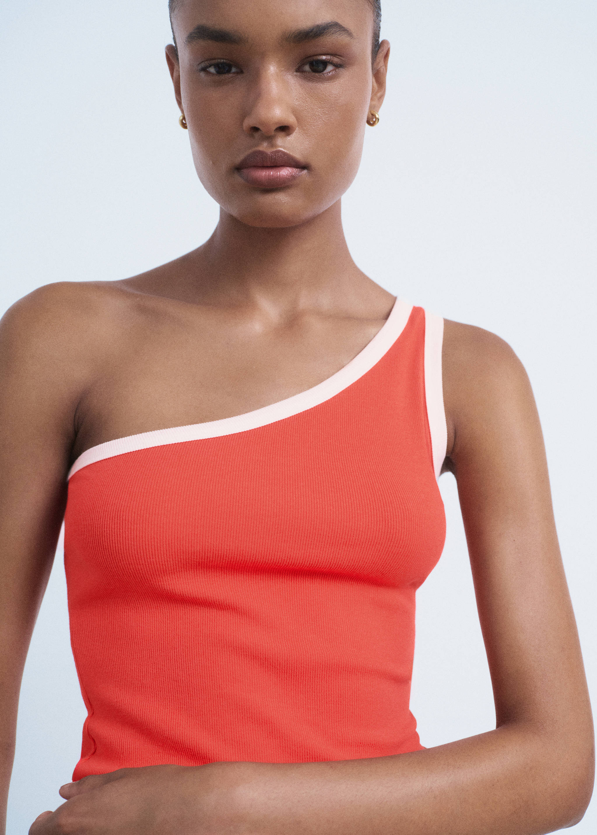 Top asymétrique liseré contrastant - Détail de l'article 1