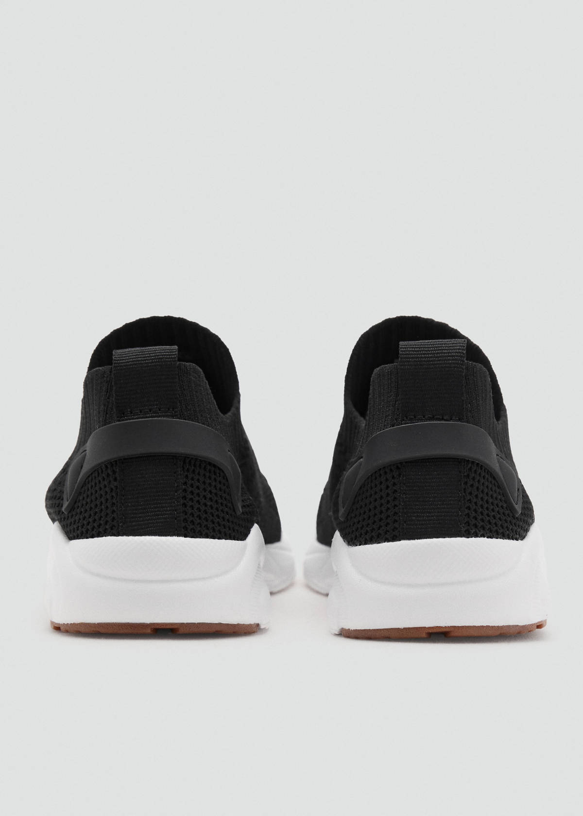 Elastic panel sneakers — Black