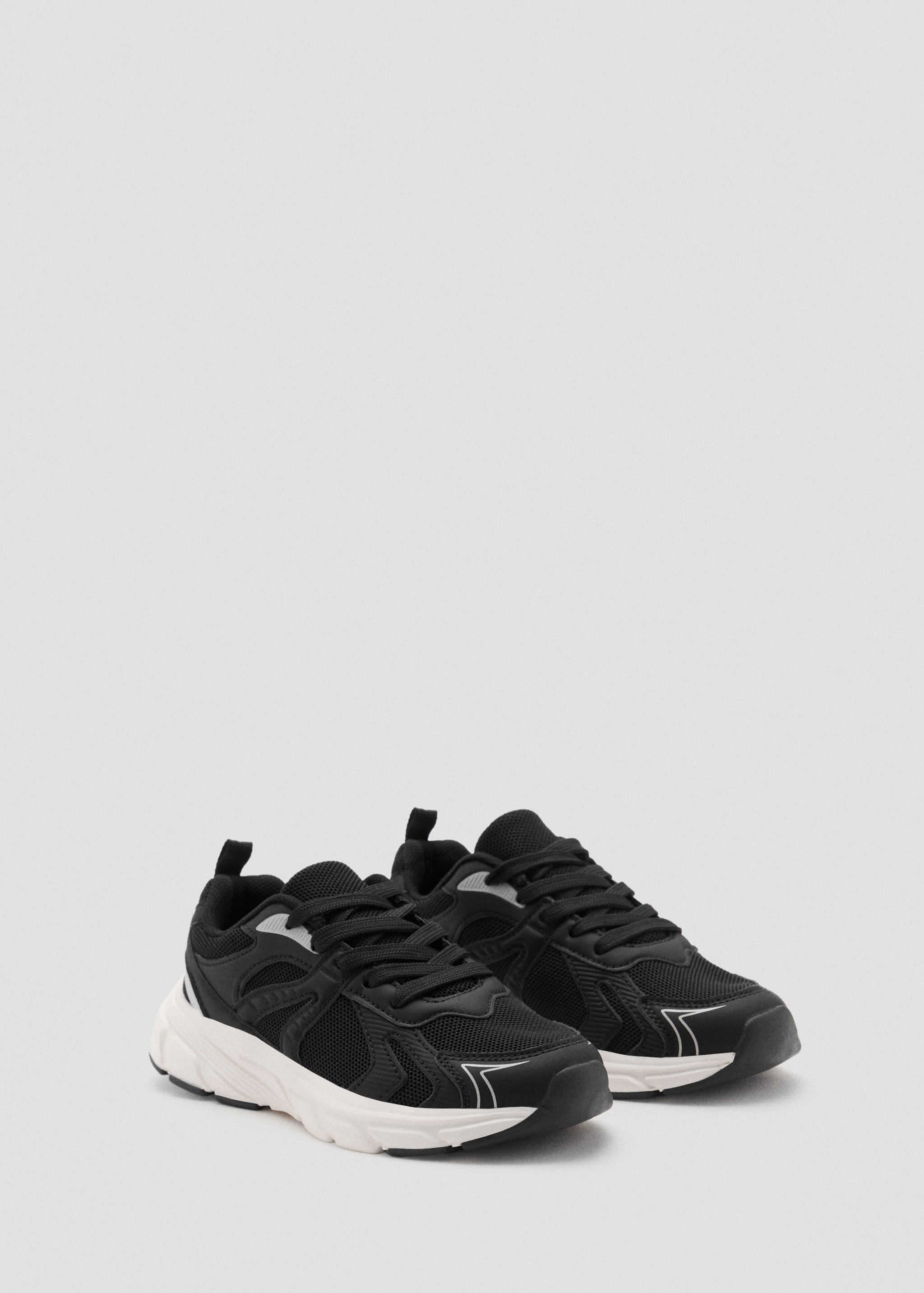 Tennis combinées à lacets - Plan moyen