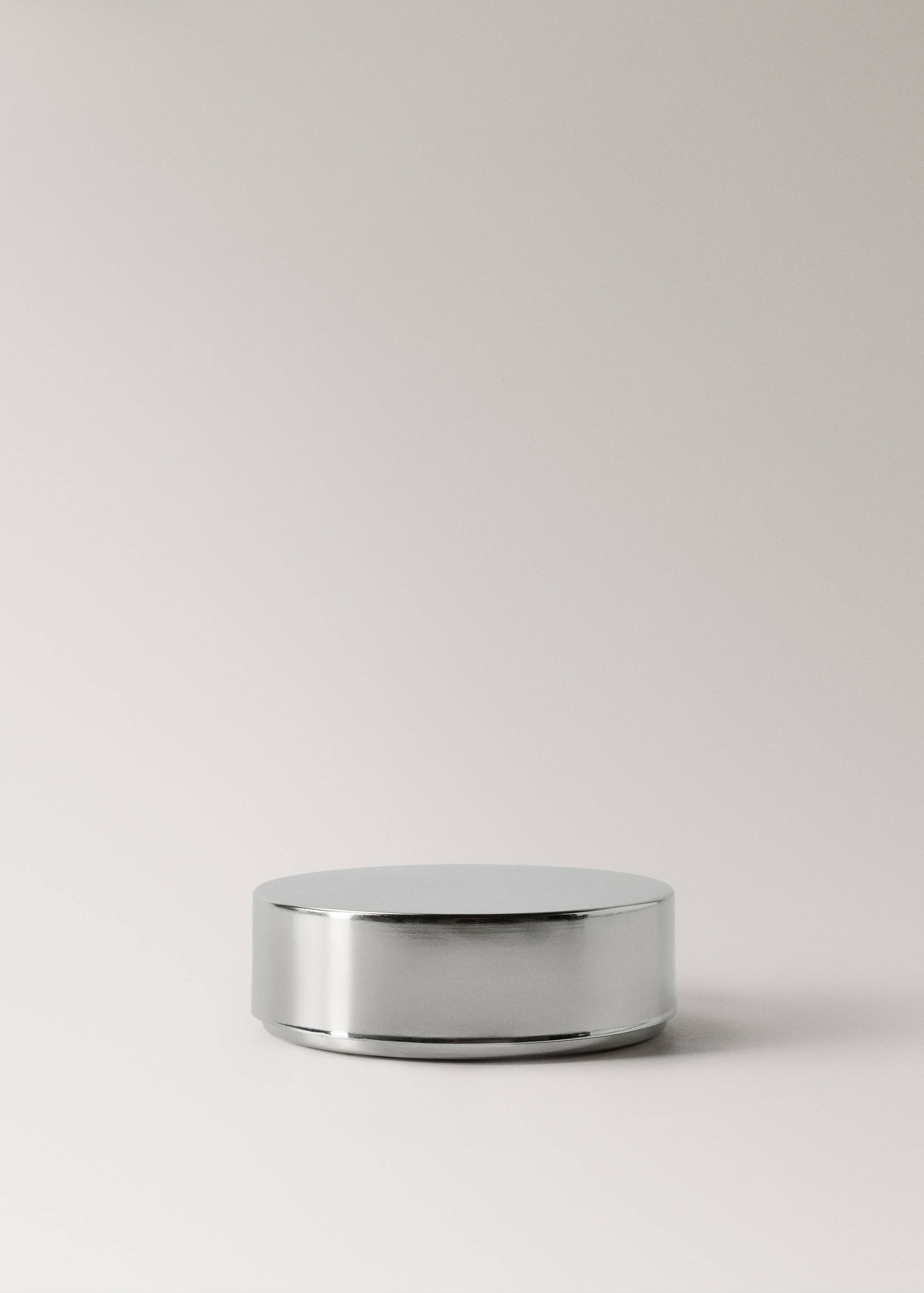 Caja metal redonda mediana - Artículo sin modelo