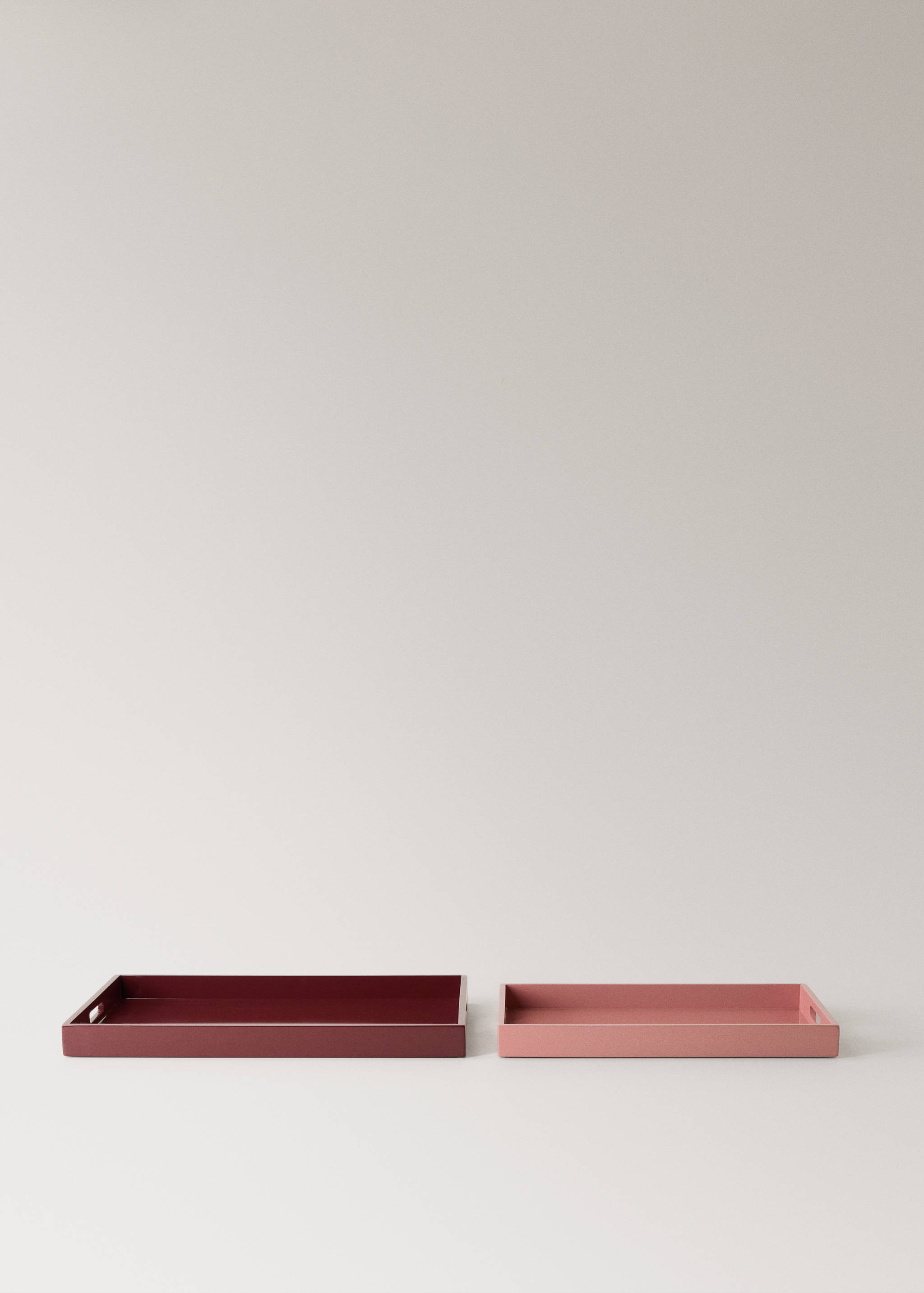 Large lacquered coloured decorative tray - Details of the article 3