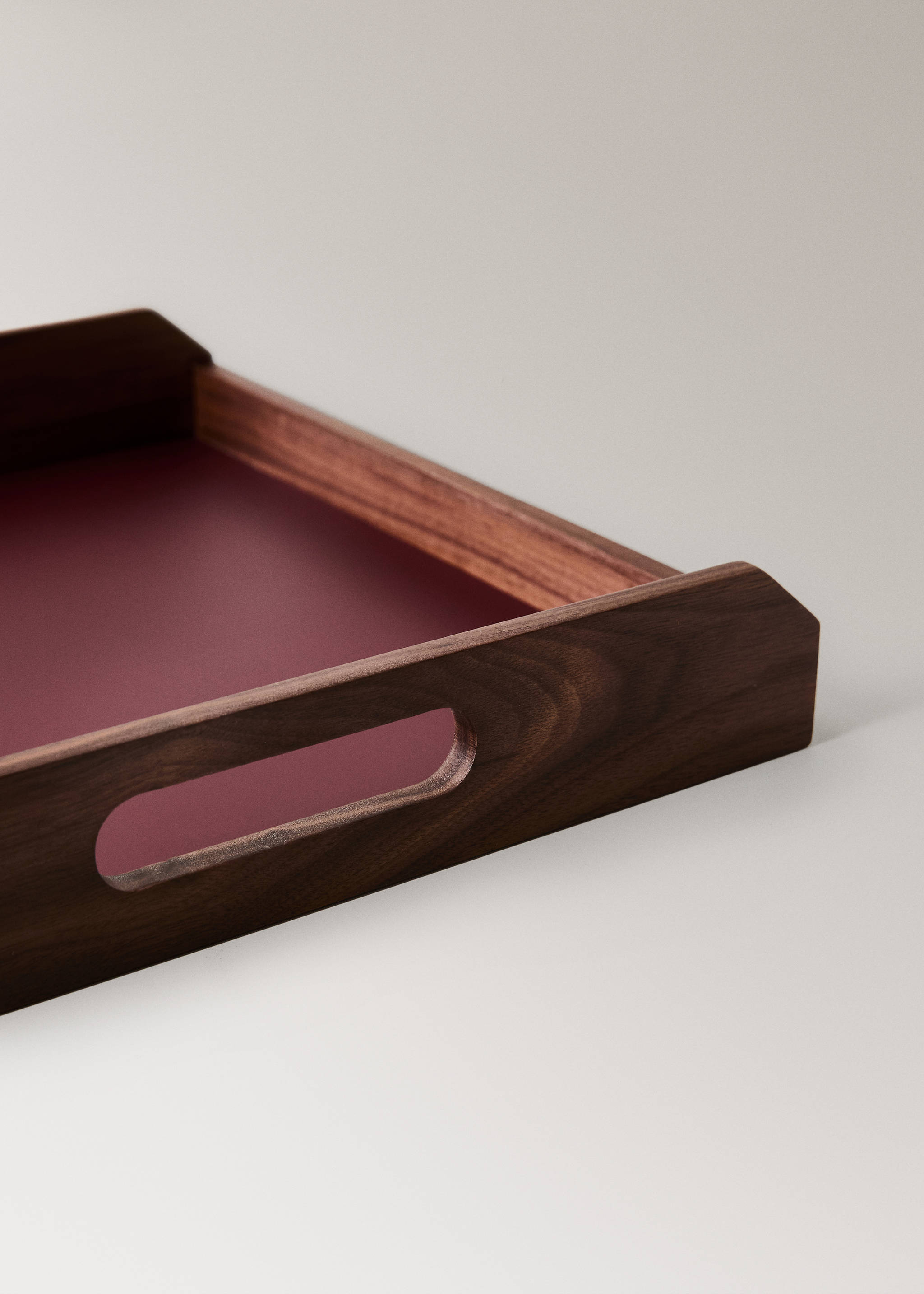 Square coloured decorative tray - Details of the article 1