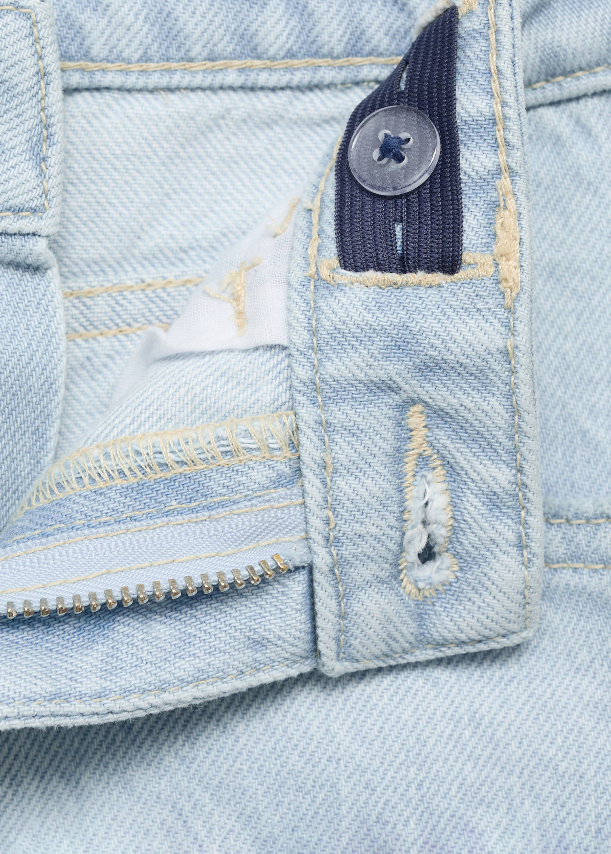 Mom fit decorative rips jeans - Details of the article 8