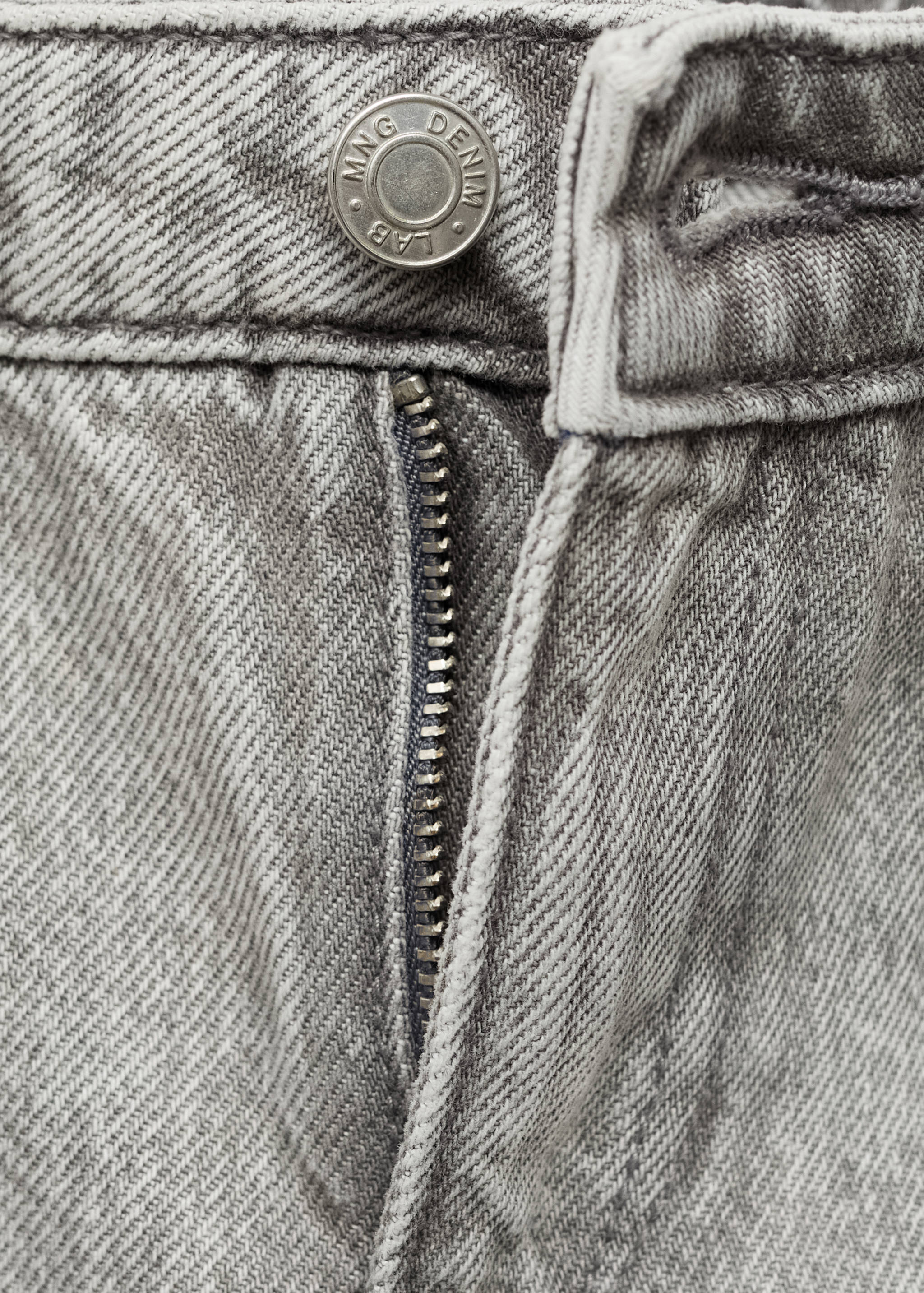 Mom fit decorative rips jeans - Details of the article 8