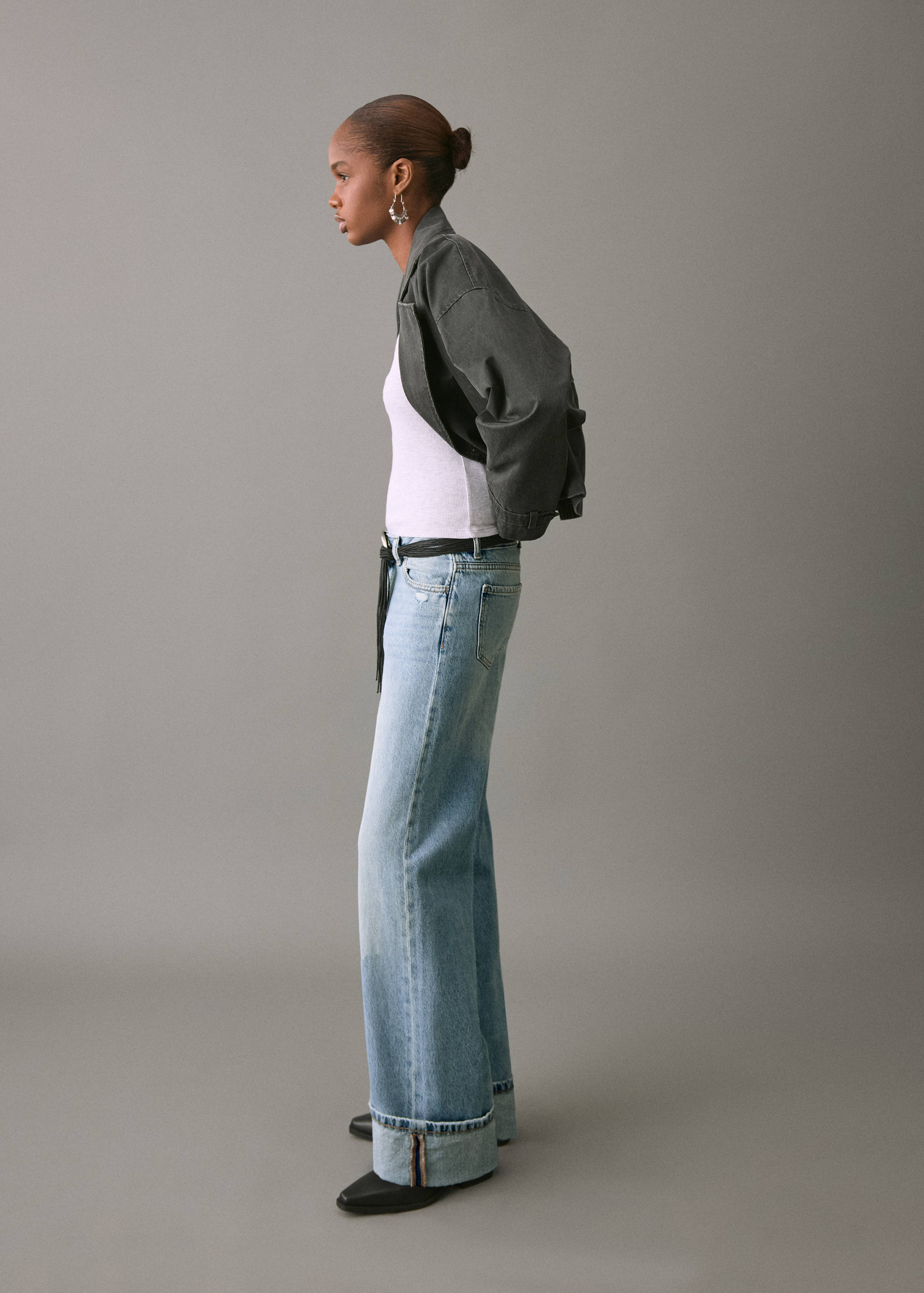 Wide leg jeans with turned-up hem - Medium plane