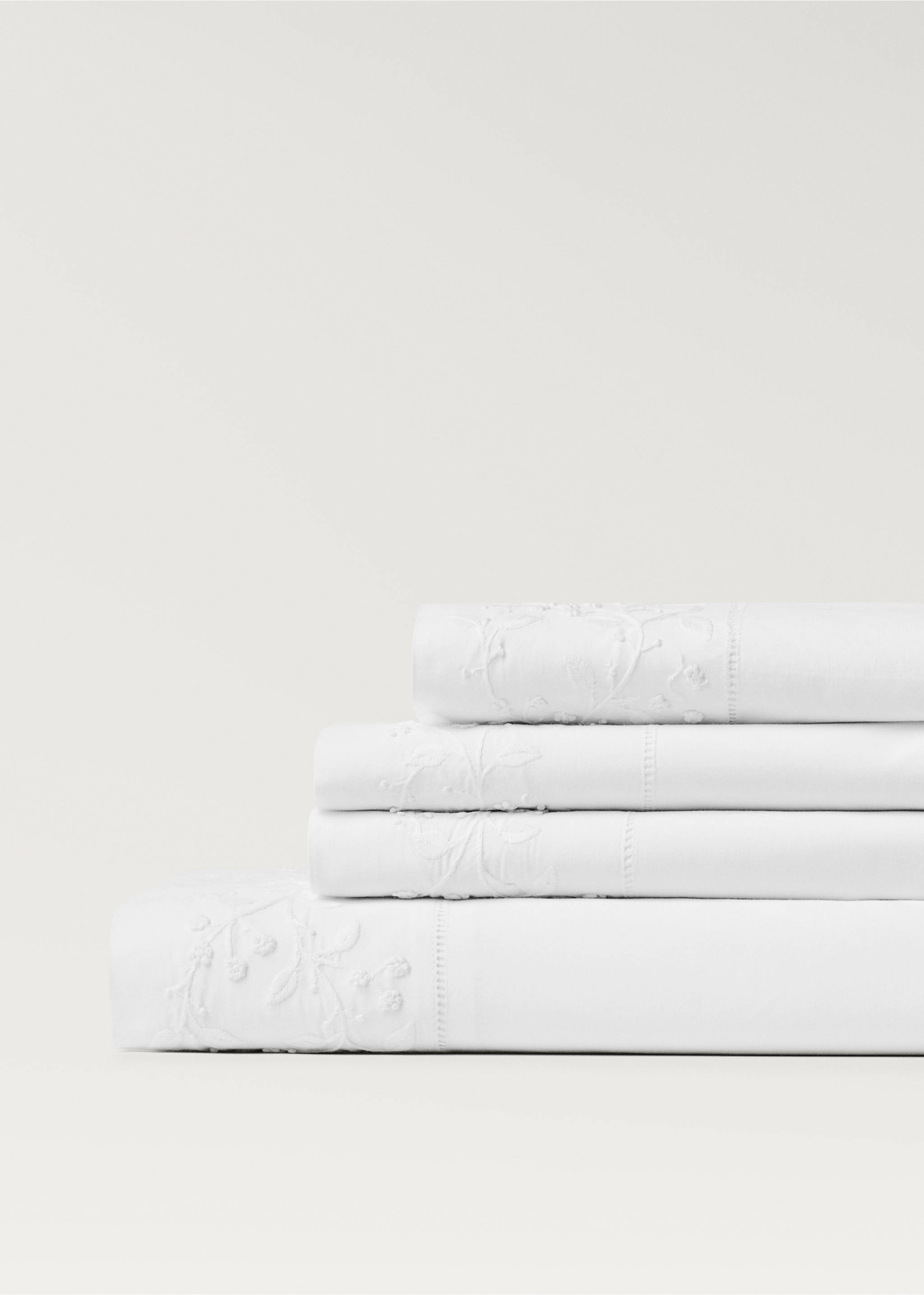 İşlemeli çiçek desenli perkal pamuklu üst çarşaf yatak 135/140 cm - Ürün detayı 2, Beyaz. Ref: 17003315-00.