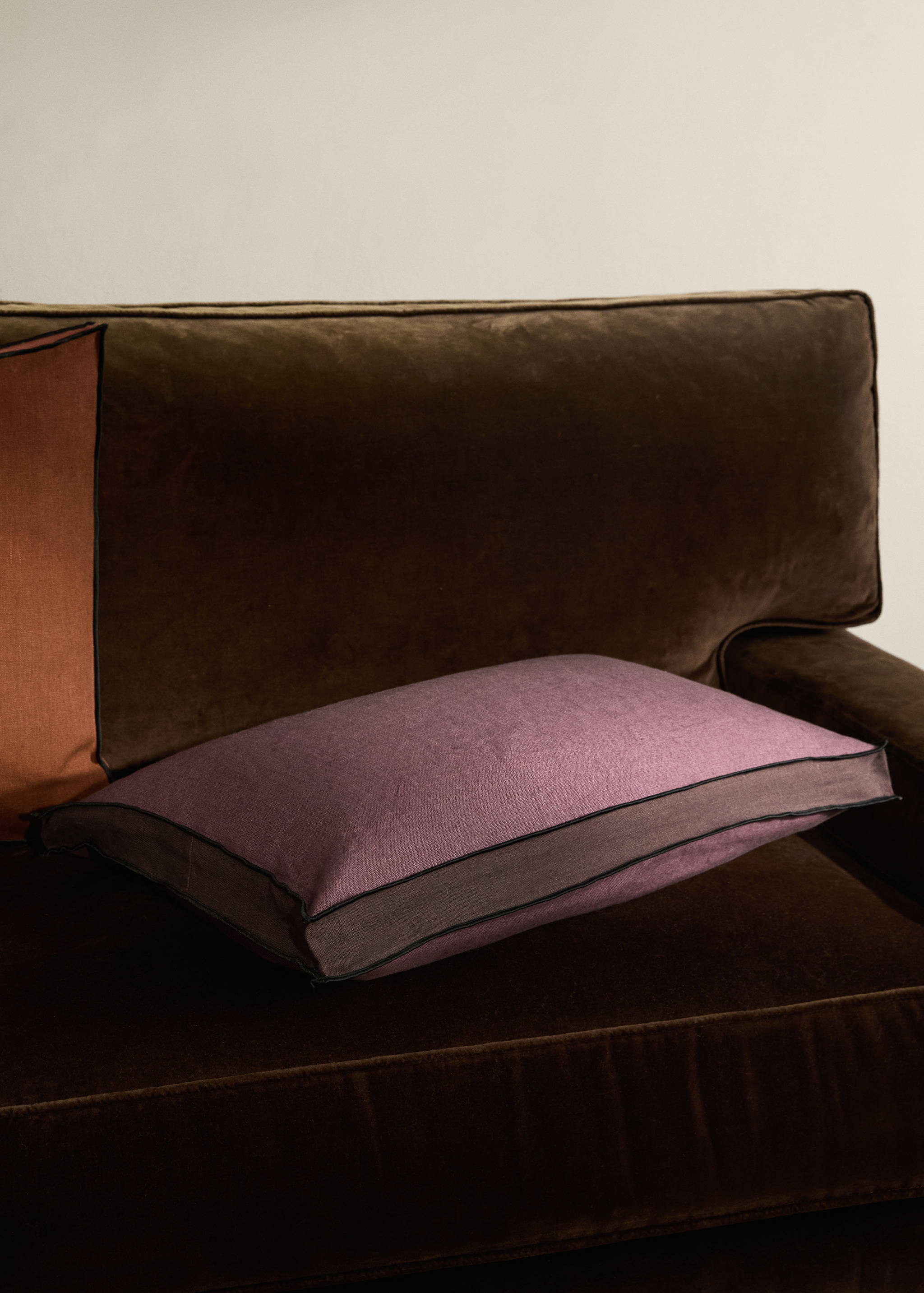 Dvoubarevný lněný povlak na polštářek 40 x 60 cm - Celkový náhled