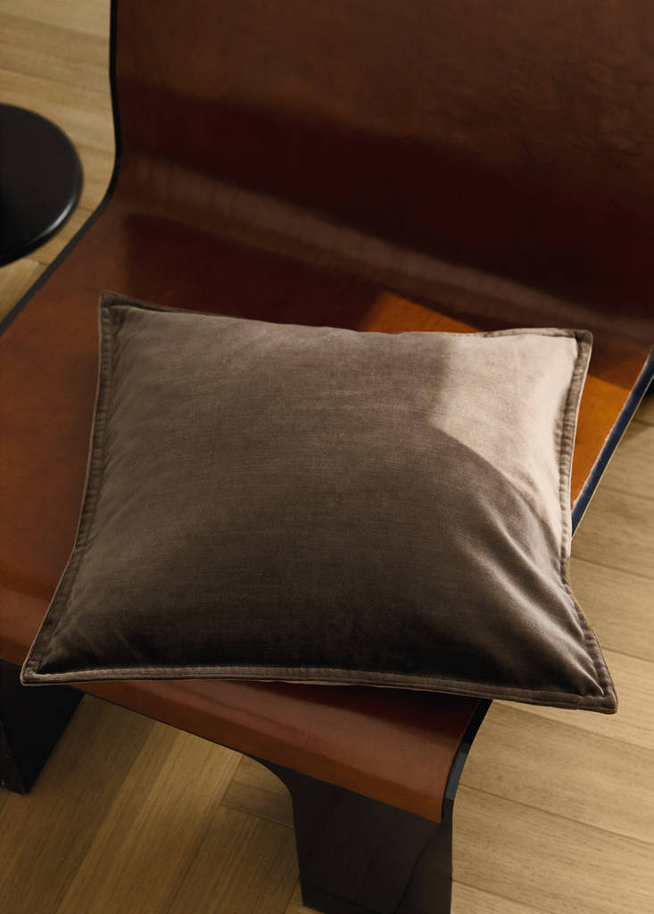 Velvet cushion cover 45x45 cm — Coffee