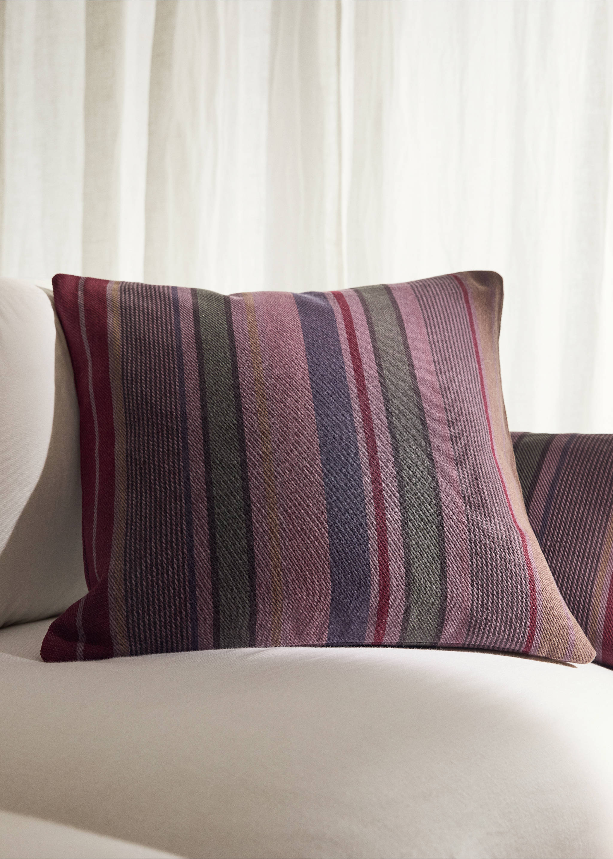 Cotton overdyed striped cushion cover 45x45 cm - General plane, Plum. Ref: 17003325-00.