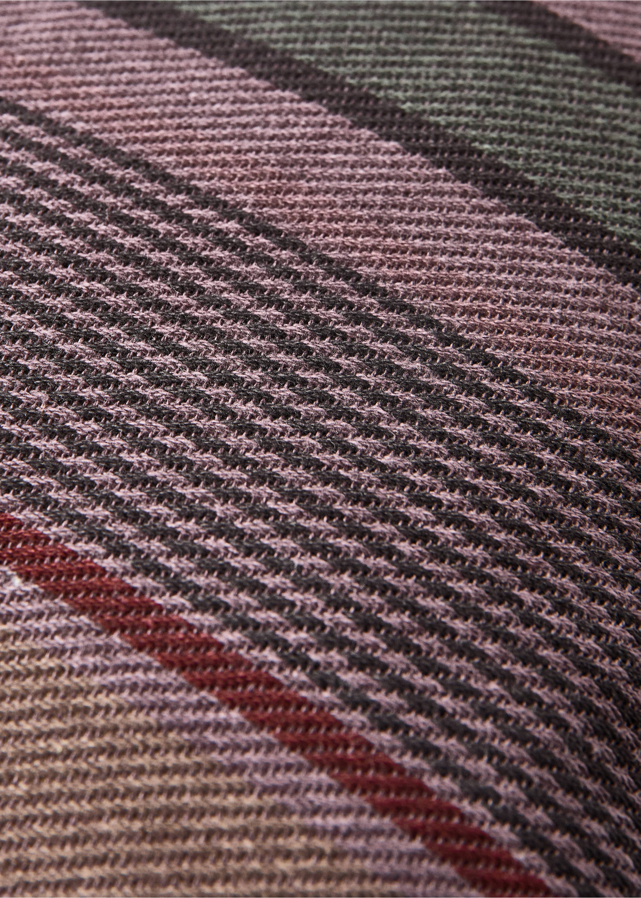 Cotton overdyed striped cushion cover 45x45 cm - Details of the article 4, Plum. Ref: 17003325-00.