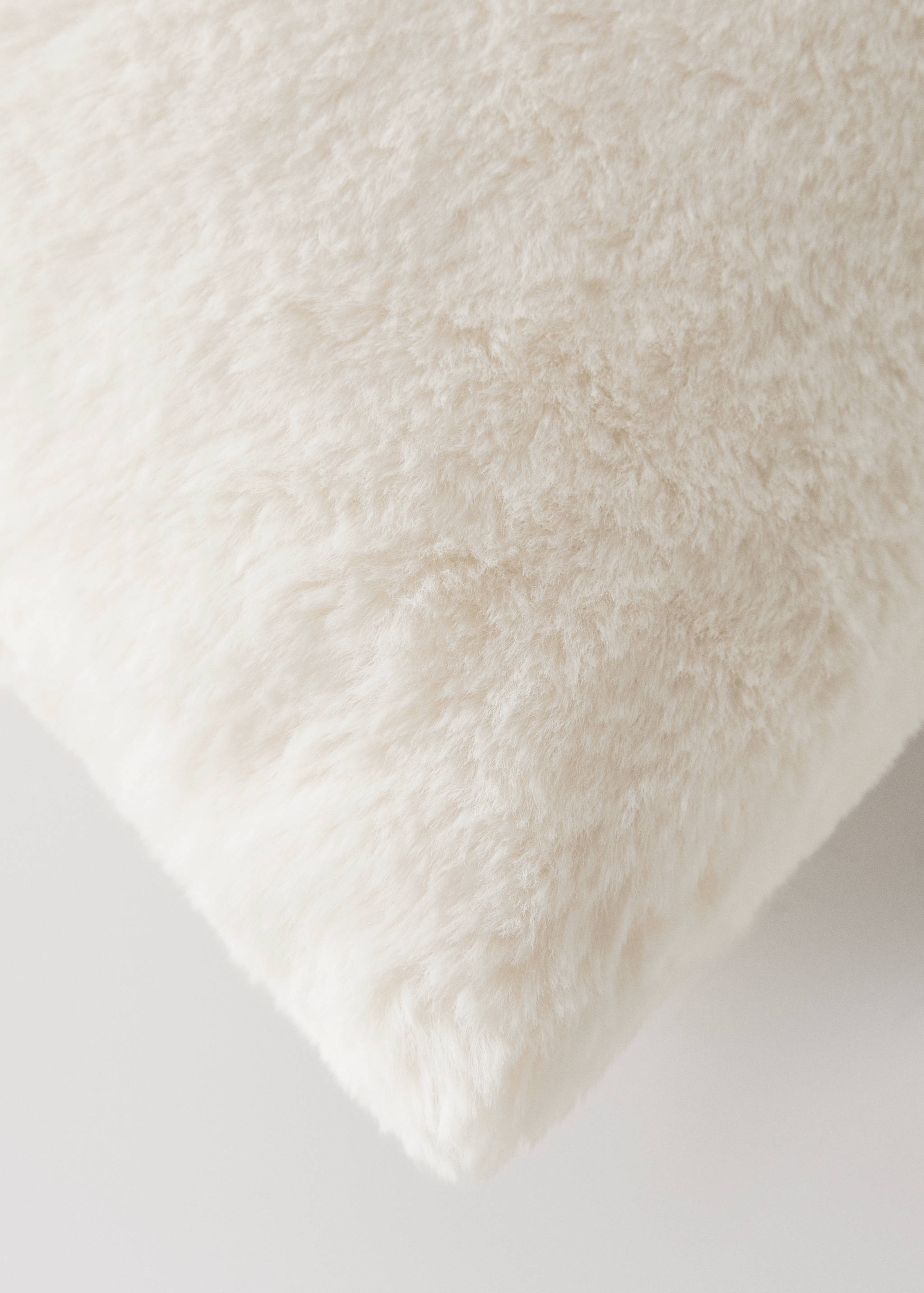 Faux-fur textured cushion cover 30x50 cm - Details of the article 3