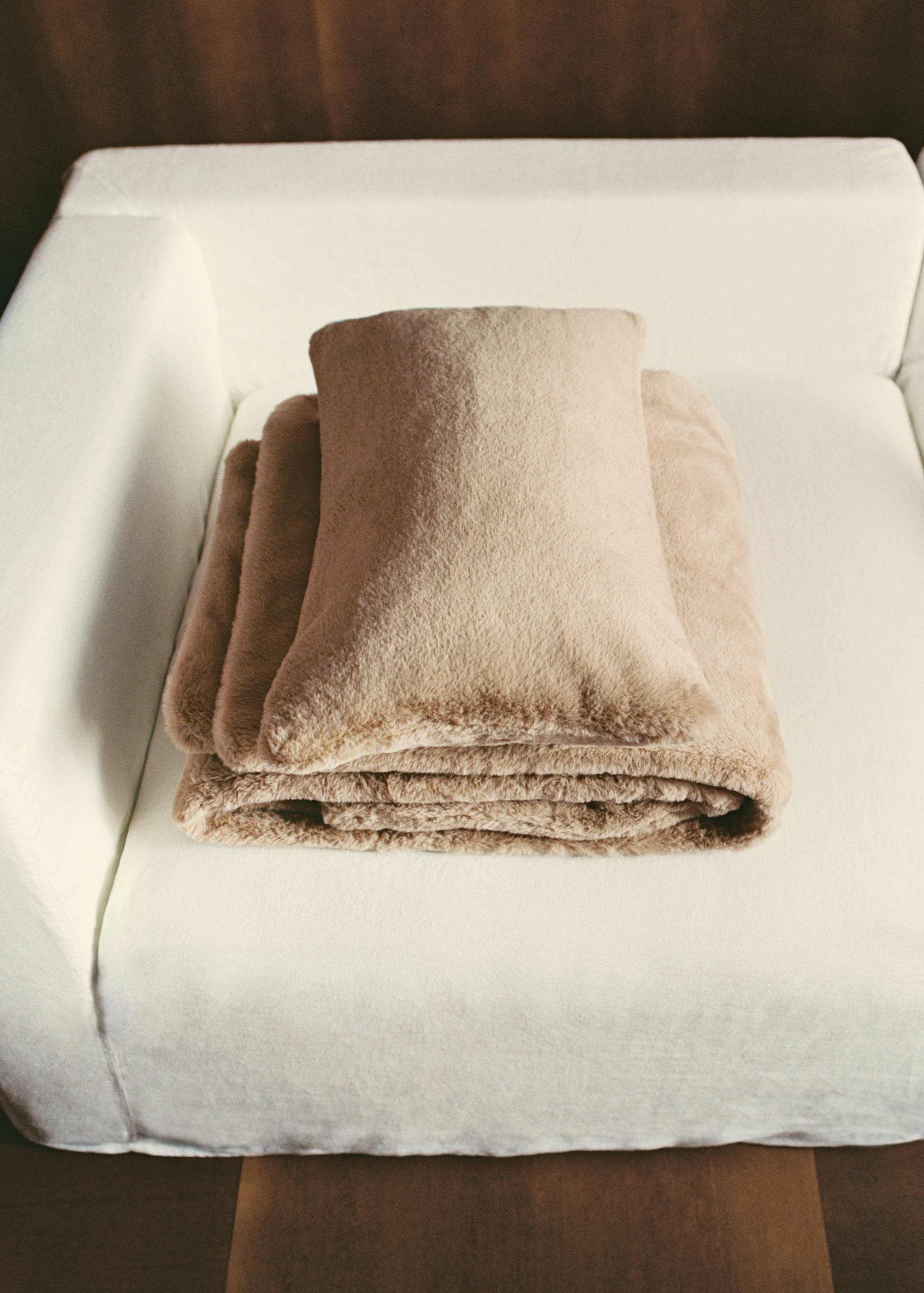 Faux-fur textured cushion cover 30x50 cm - Details of the article 5