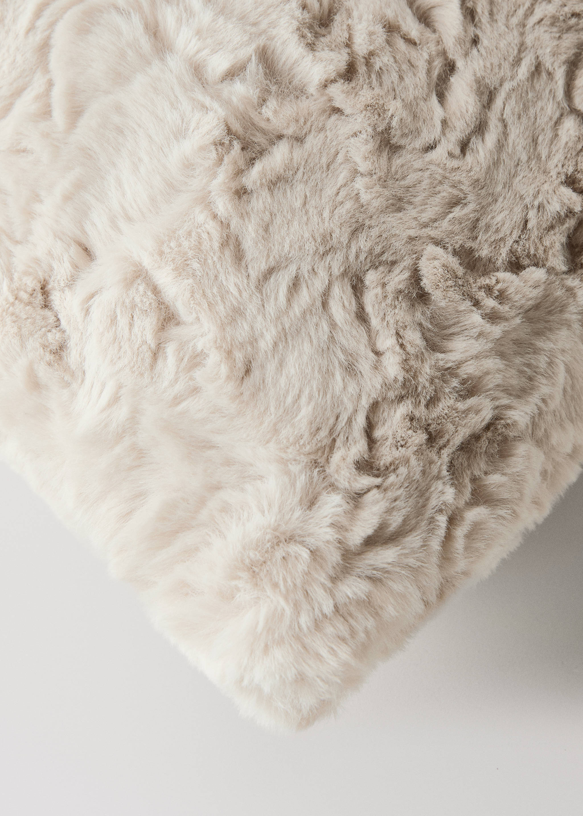 Faux-fur textured cushion cover 50x50 cm - Details of the article 3