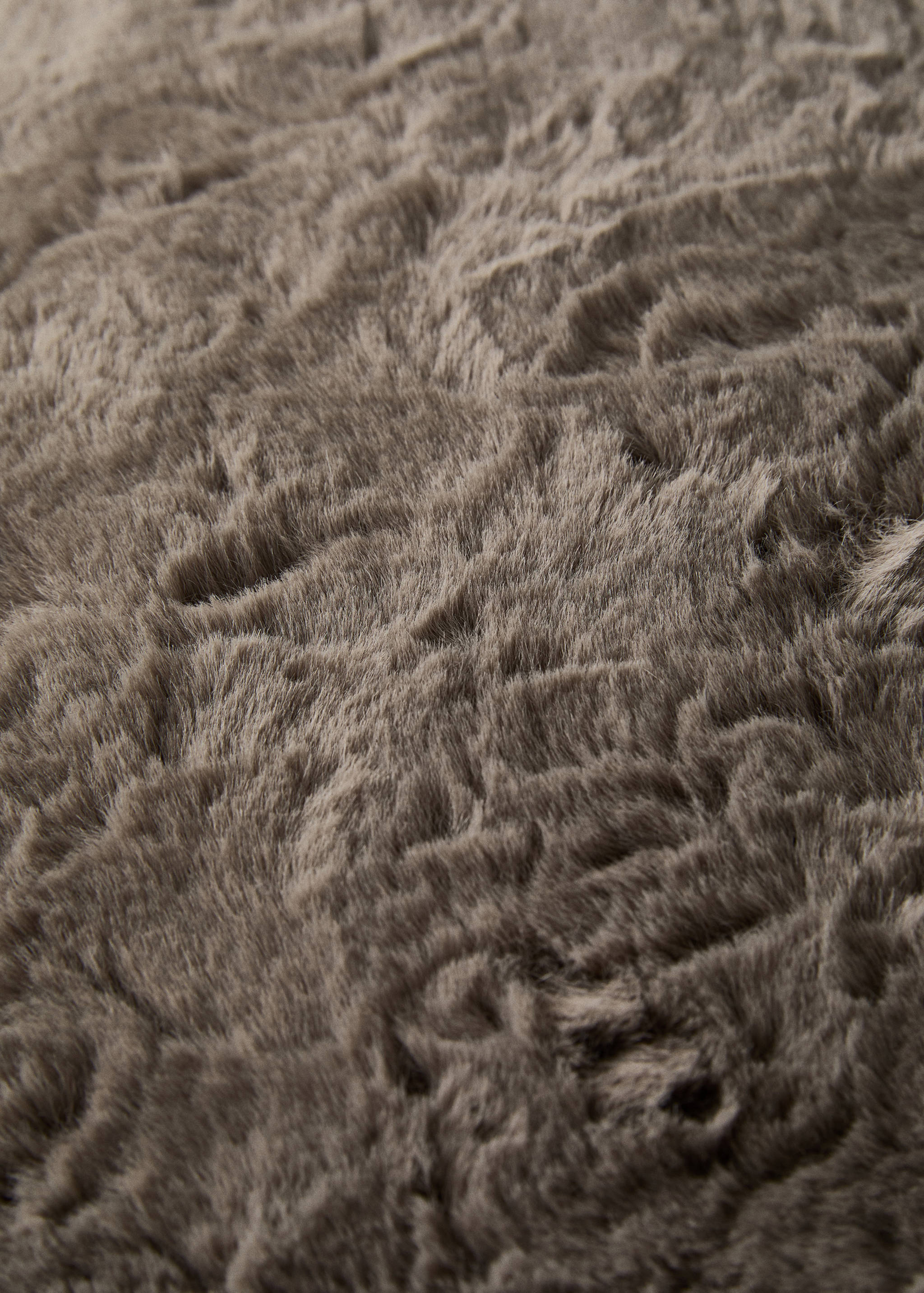 Faux-fur textured cushion cover 50x50 cm - Details of the article 2