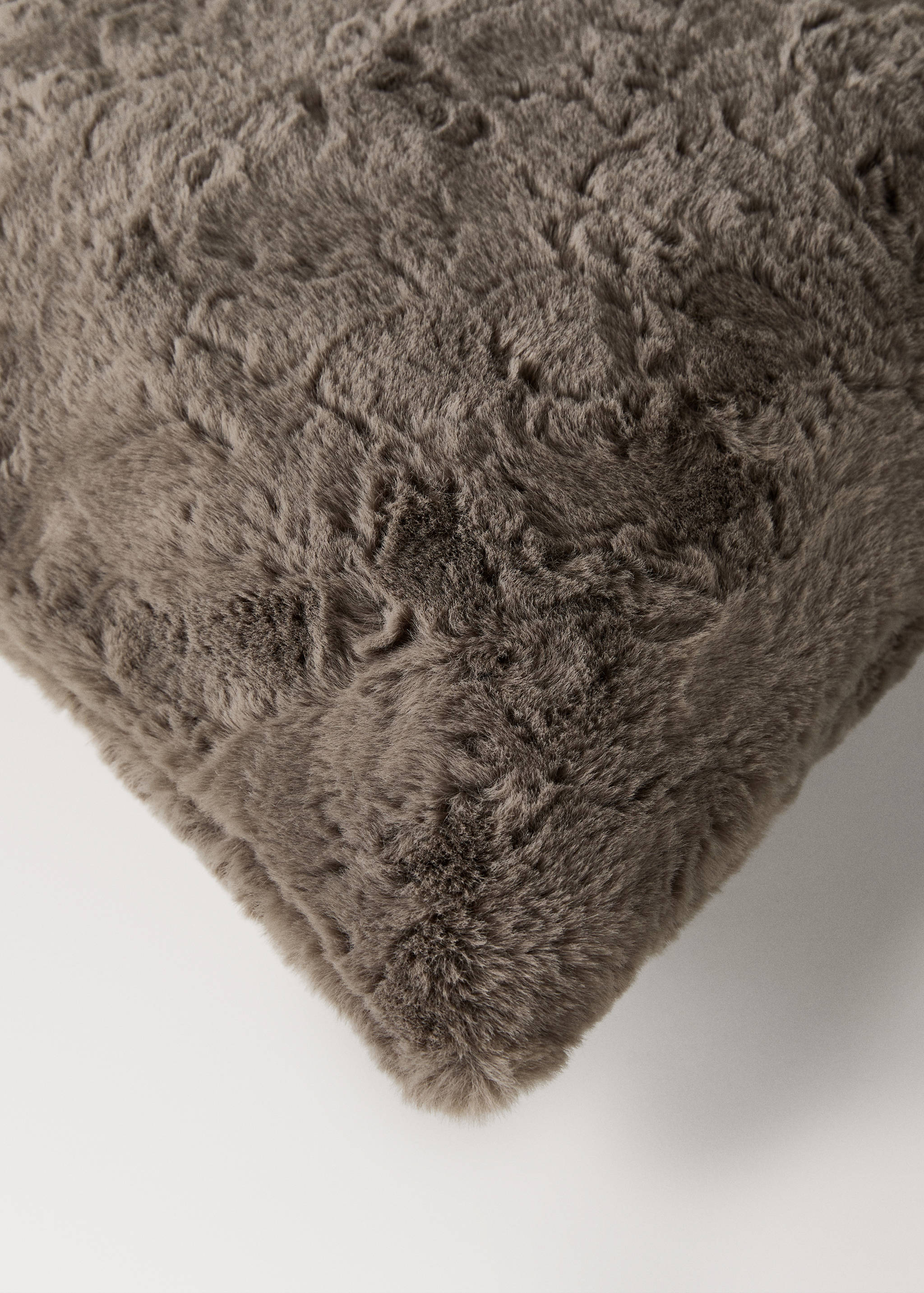 Faux-fur textured cushion cover 50x50 cm - Details of the article 3