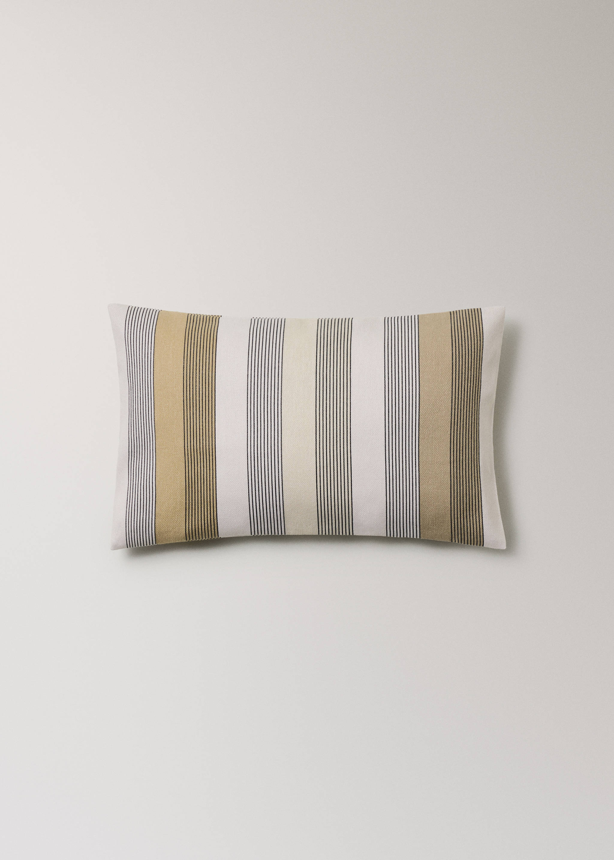 Kuddfodral i bomull med ränder 30x50 cm - Artikel utan modell