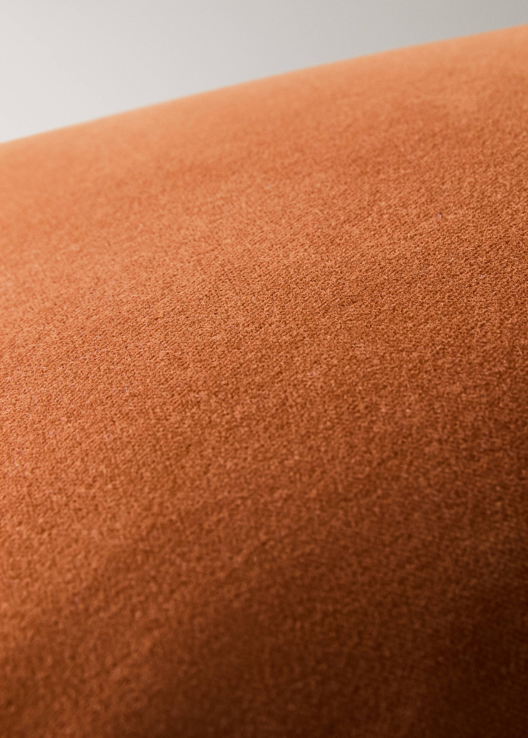 Velvet cushion cover with contrasting piping 30x50 cm - Details of the article 3